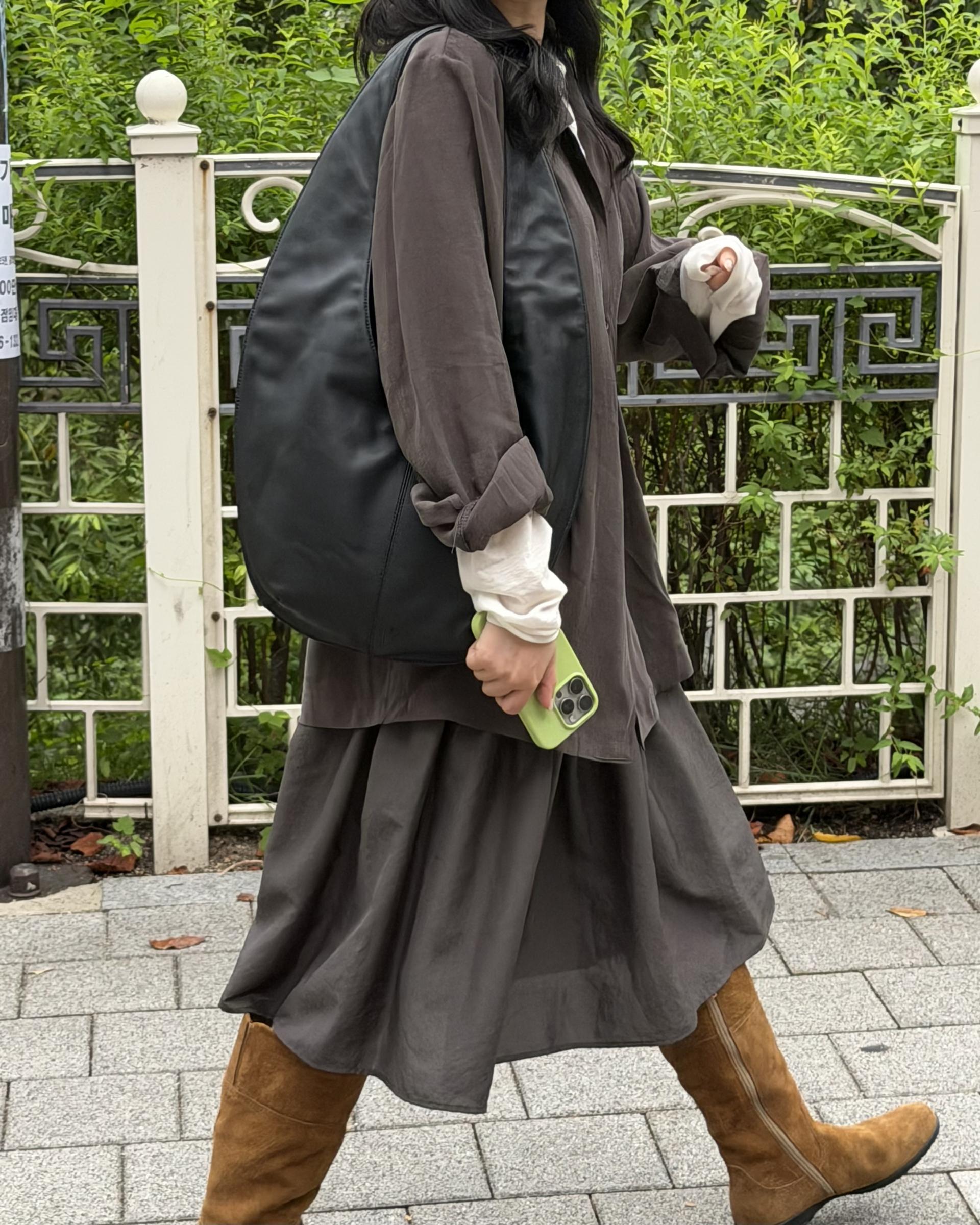 marge pintuck skirt (milk beige/charcoal)
