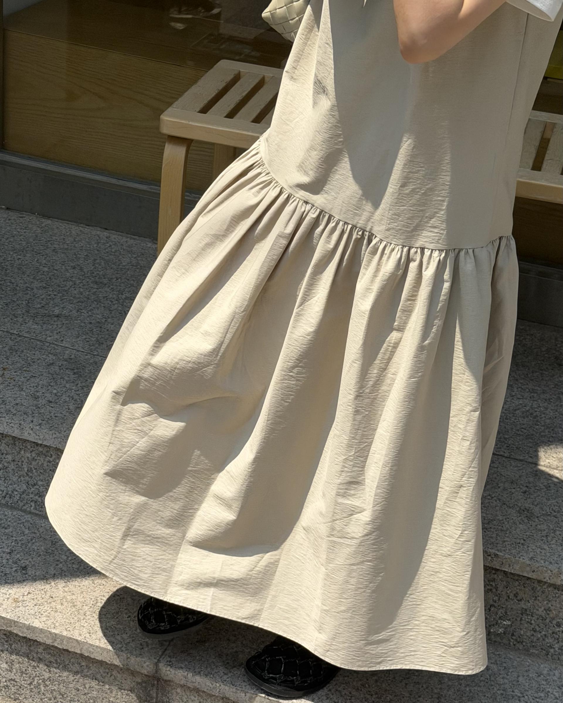 butter ribbon dress (beige/white)