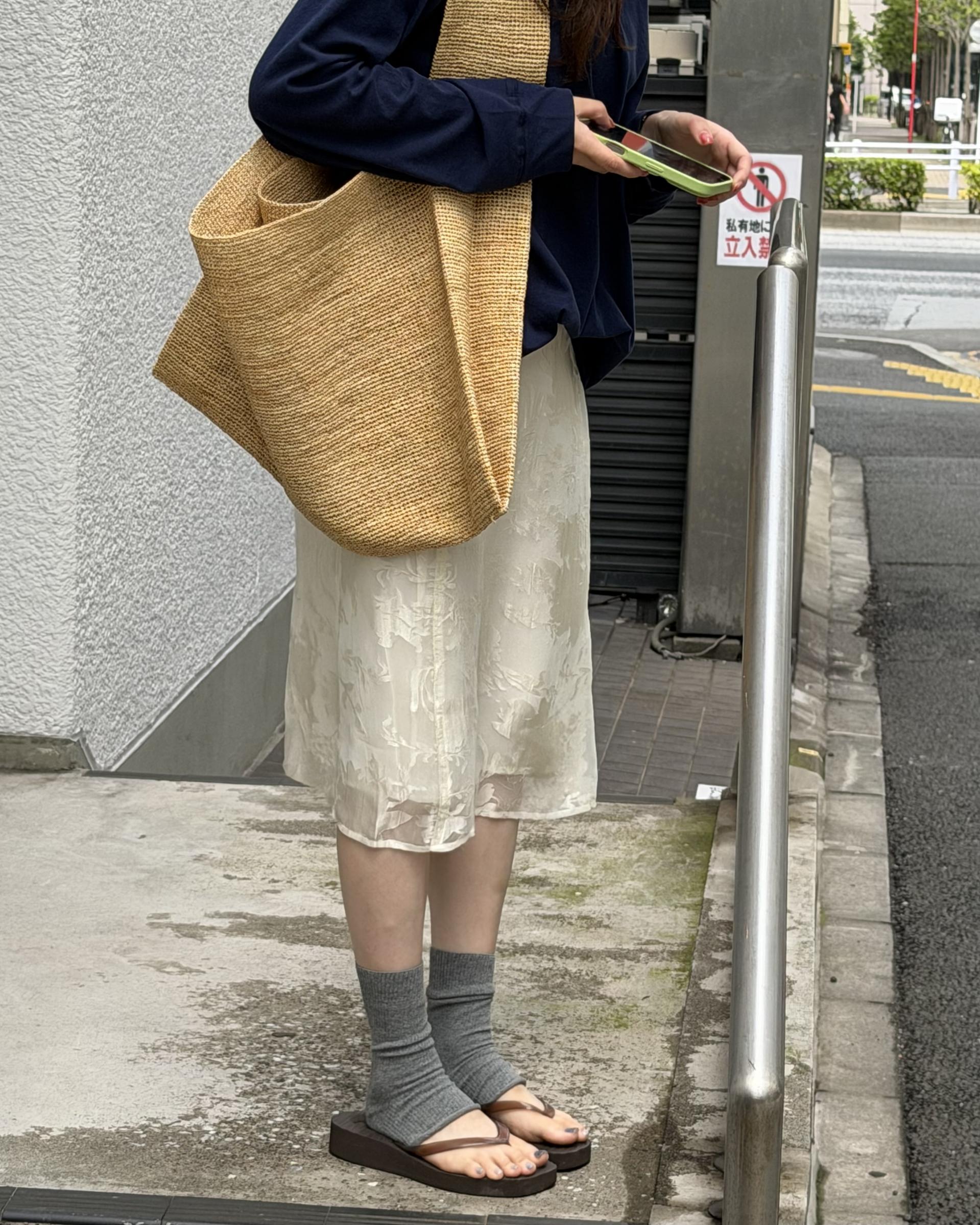 gloria midi skirt (charcoal/cream)