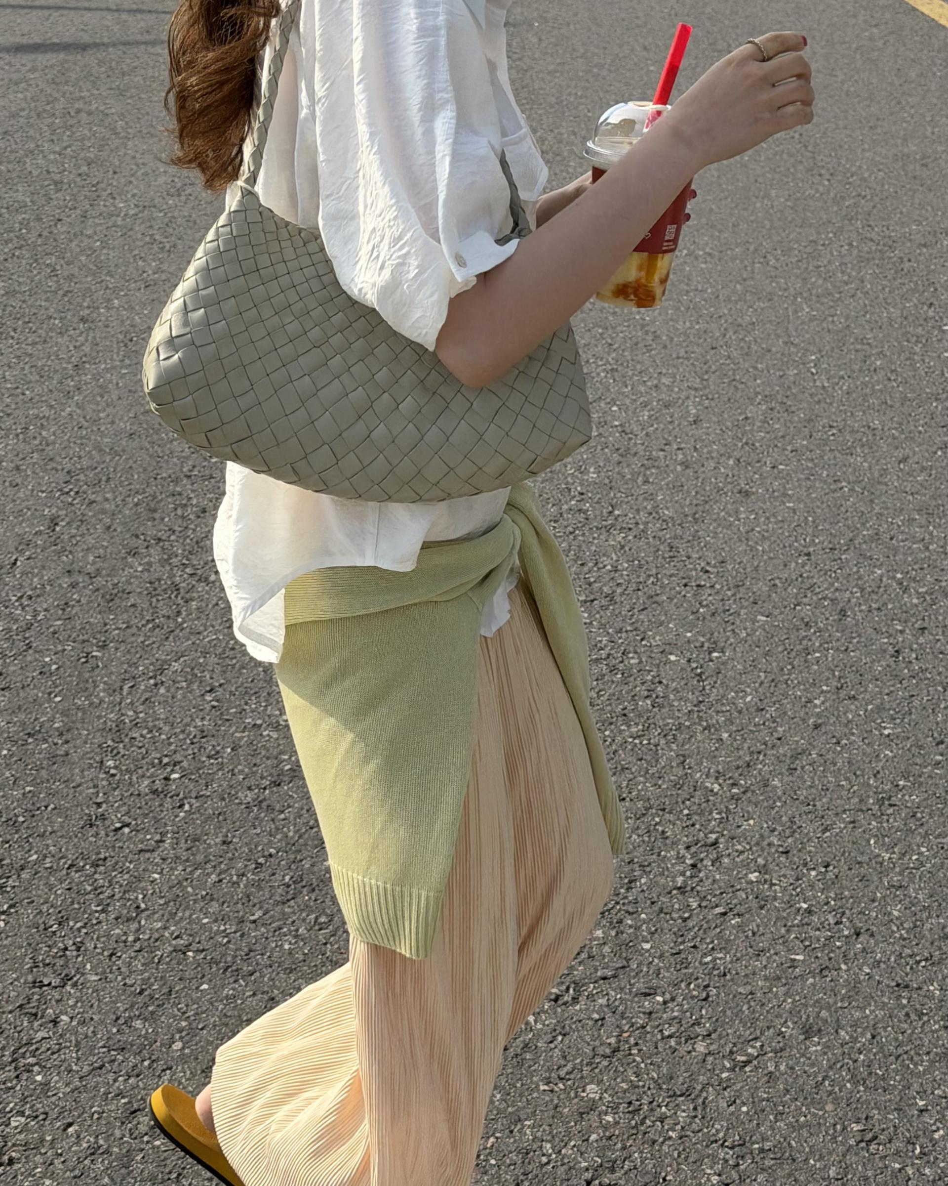 shell half shirt (cream/charcoal) 완