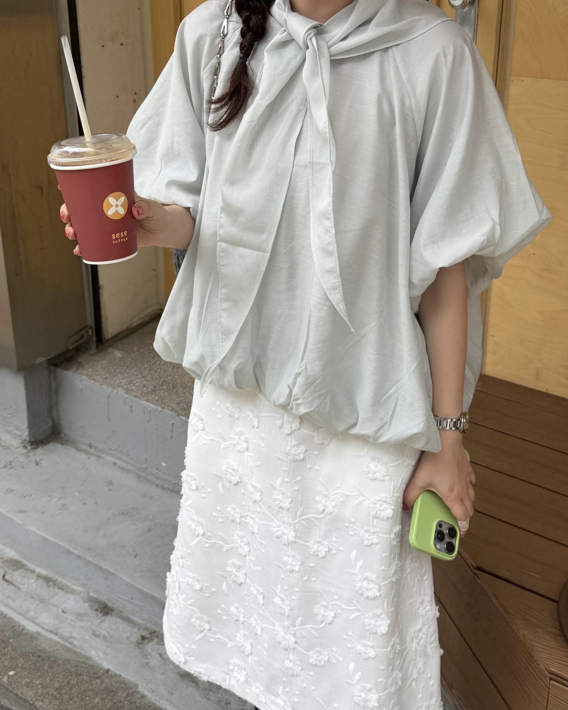 tete scarf blouse