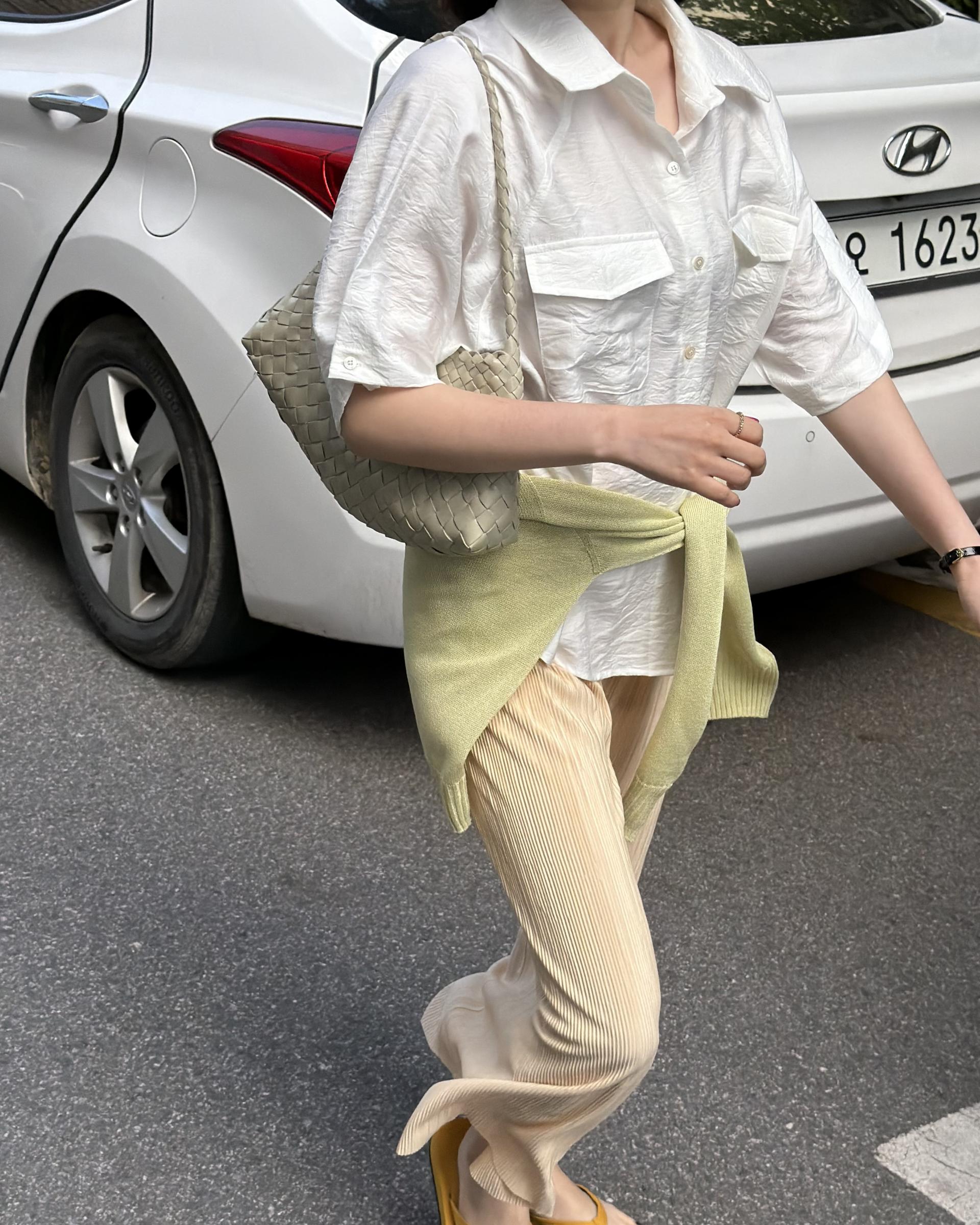 shell half shirt (cream/charcoal)