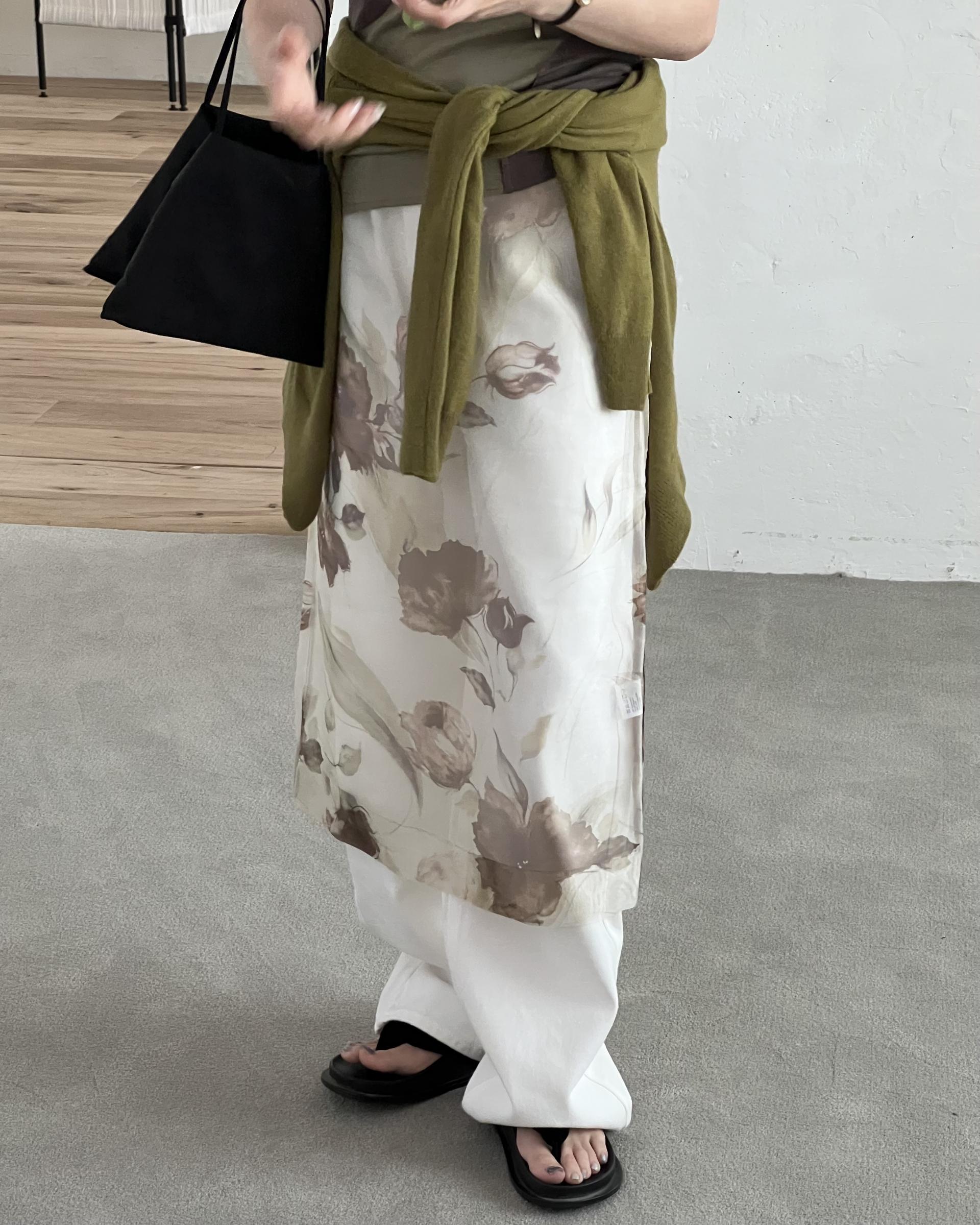 see layered skirt (grey/beige)