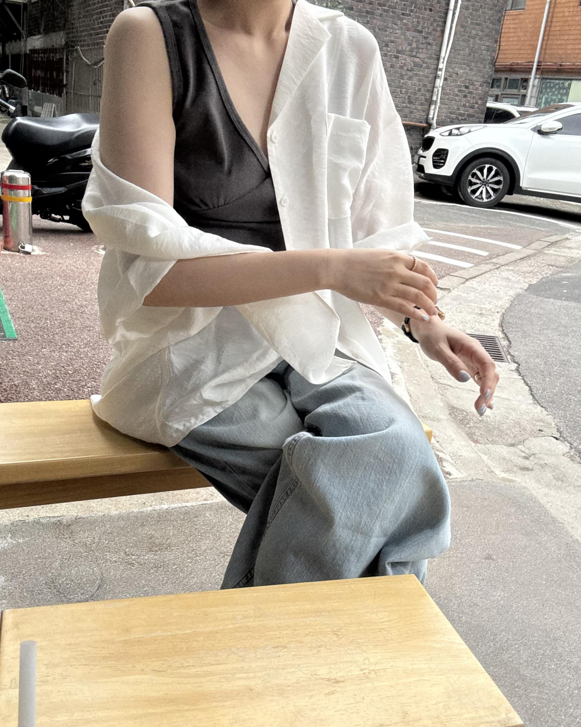 sand sleeveless (charcoal/white/olive)