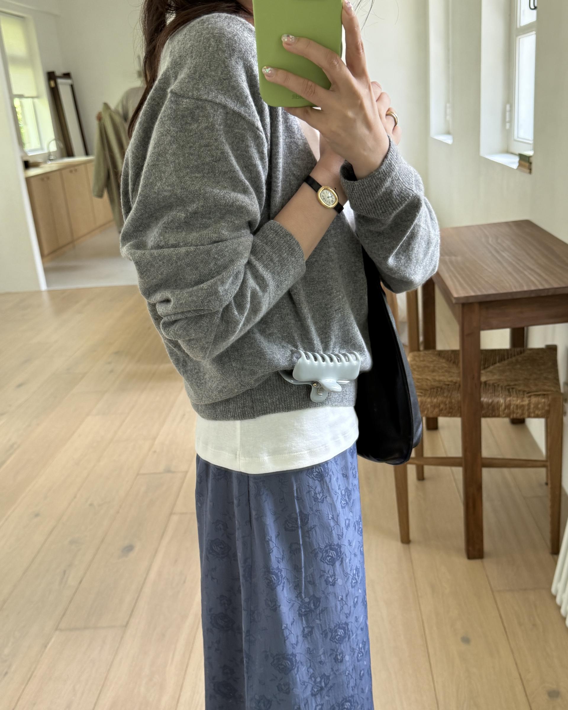 till deep v-neck knit (grey)