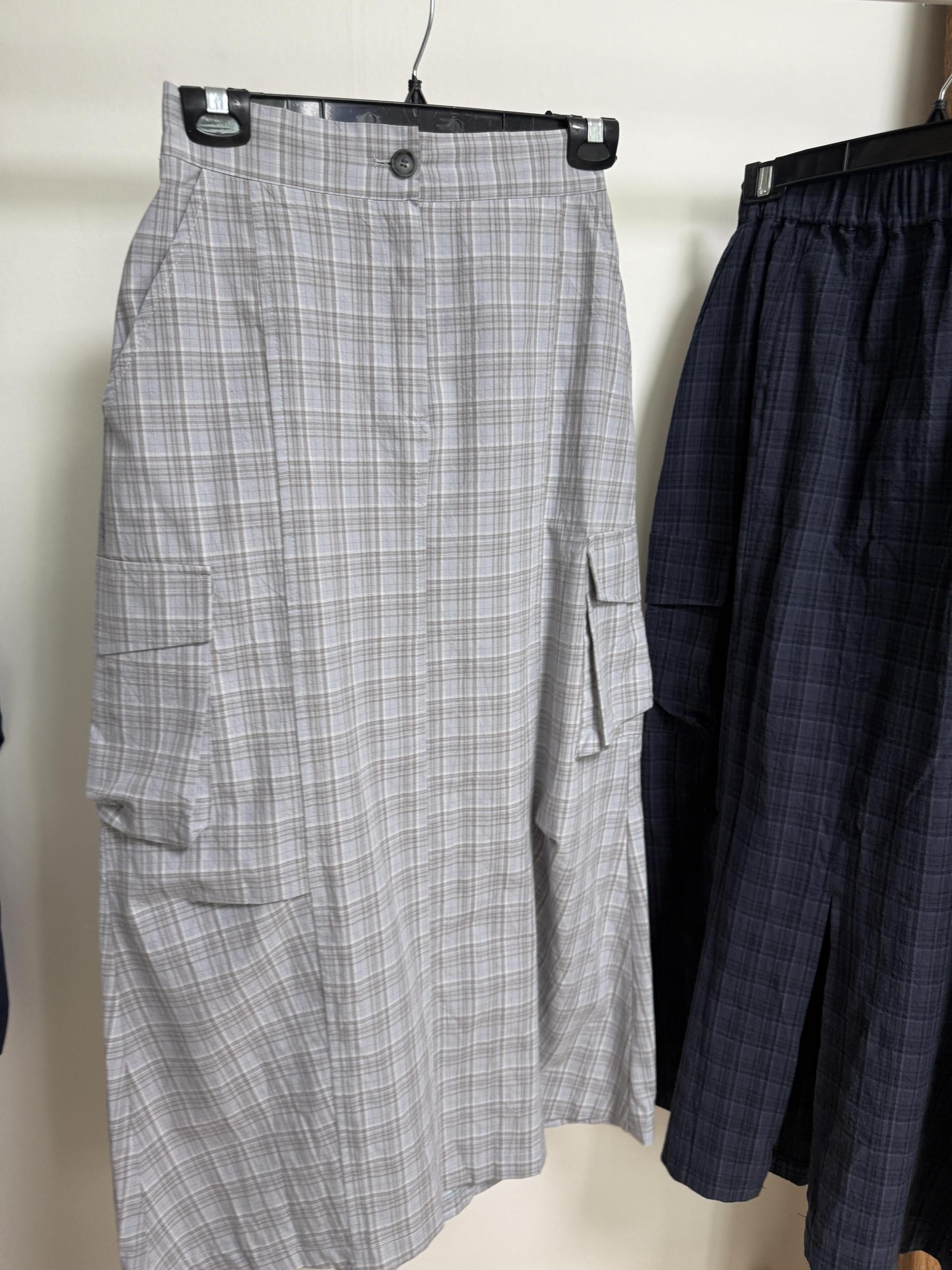 teddy check skirt (grey/navy)