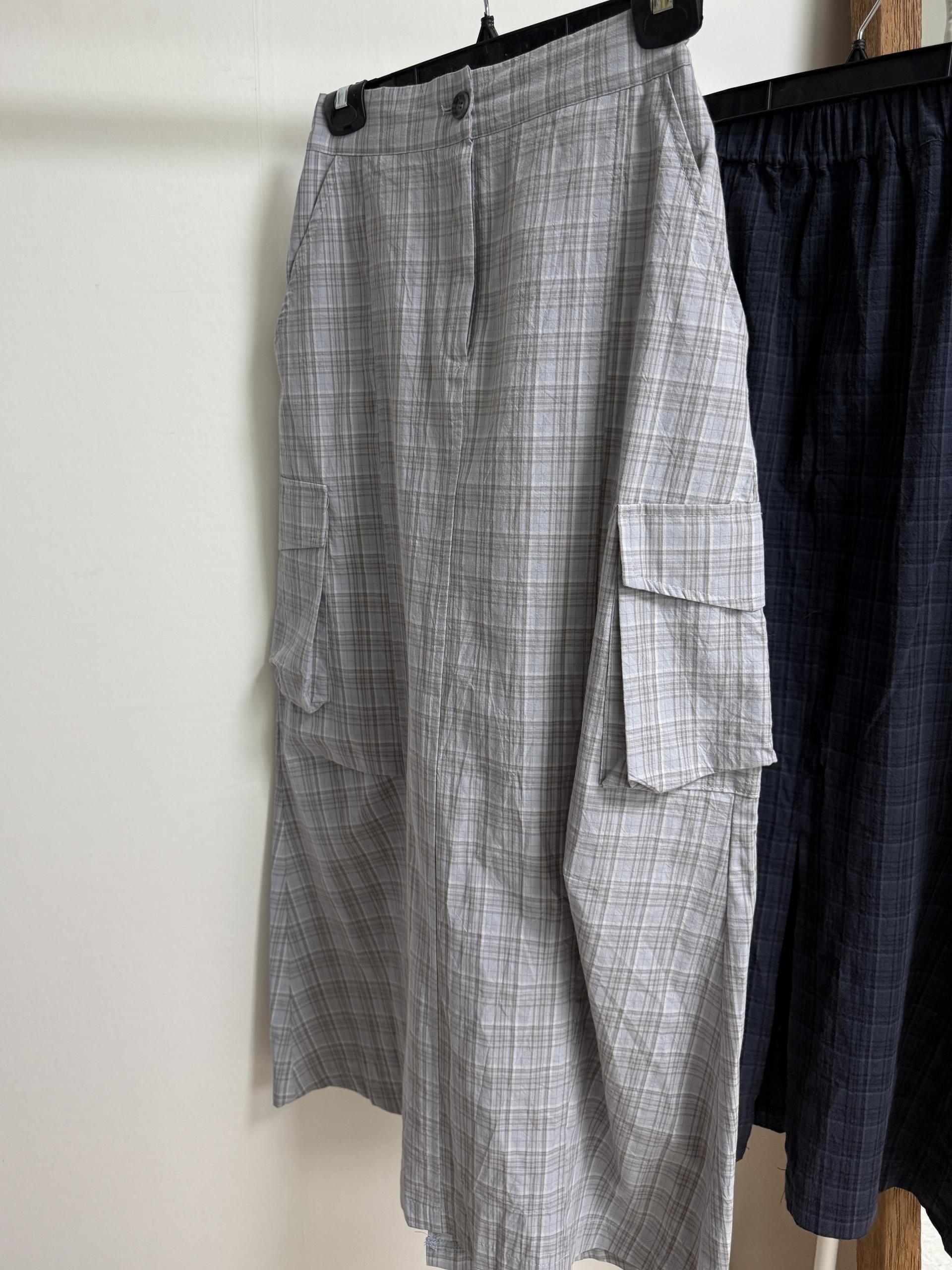 teddy check skirt (grey/navy)