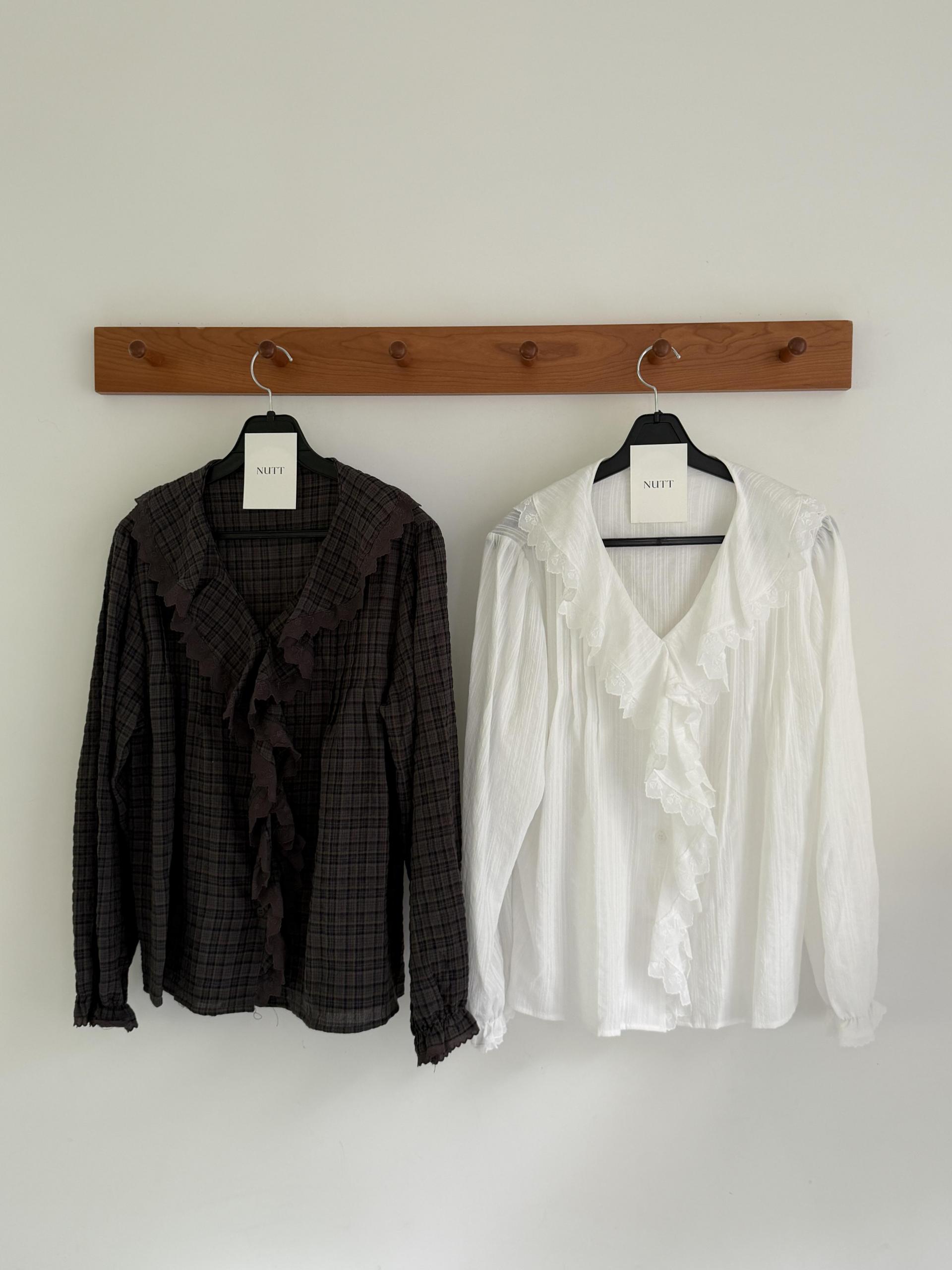 cottage ruffle lace blouse (white/check)