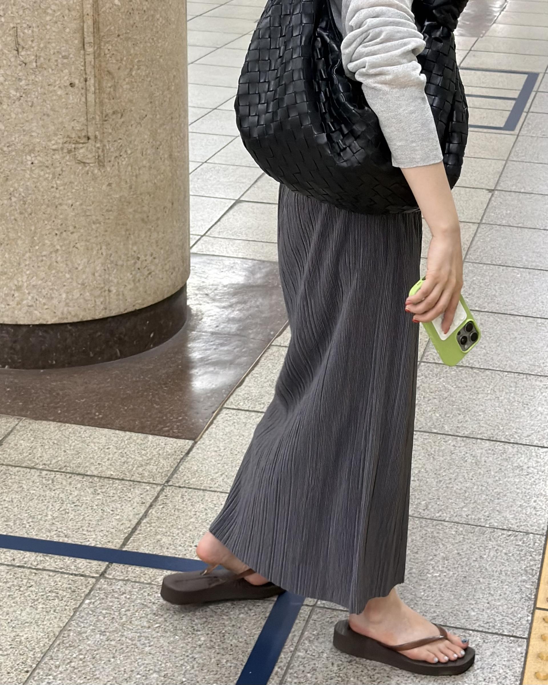 <made> penne skirt (charcoal grey)