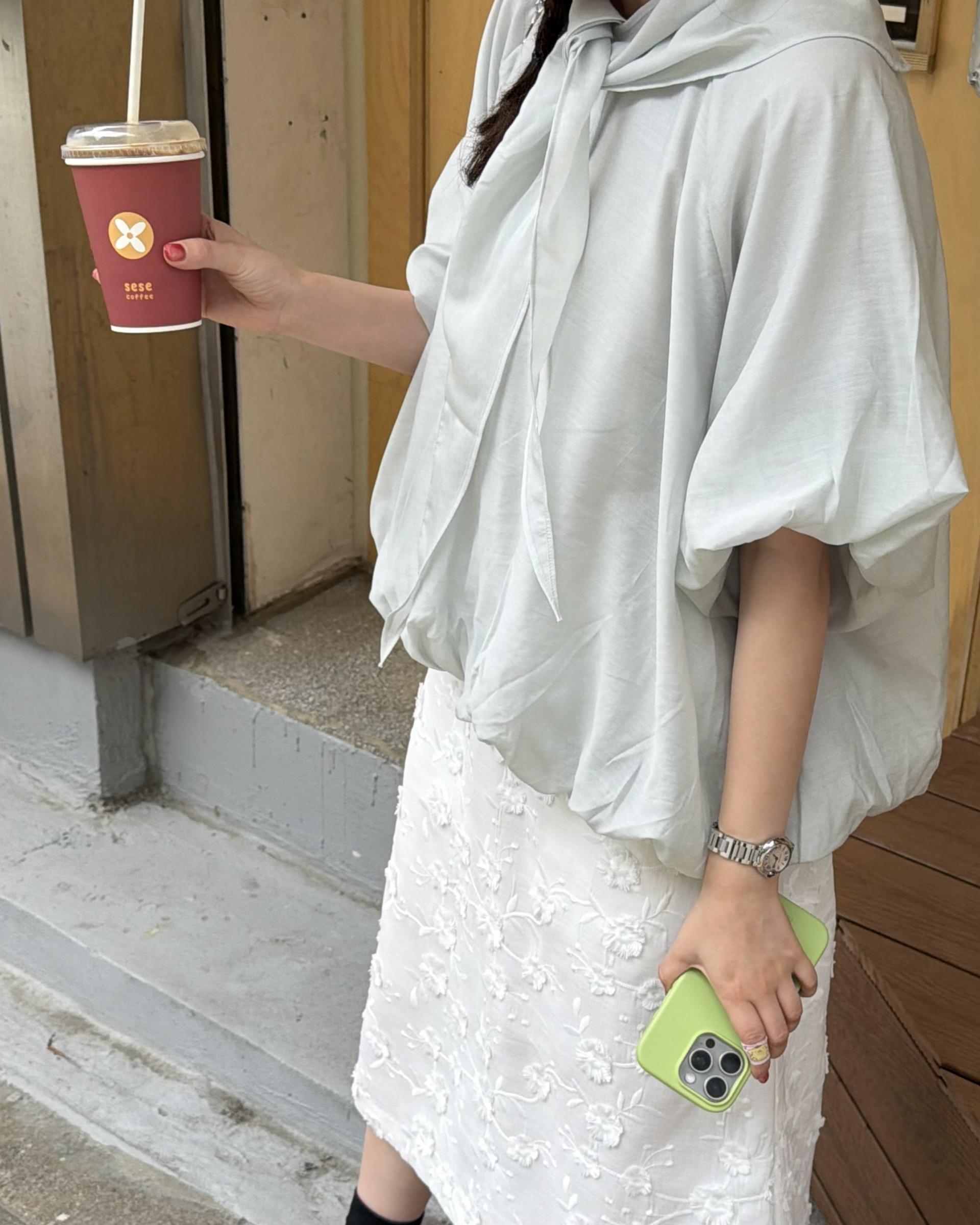 tete scarf blouse