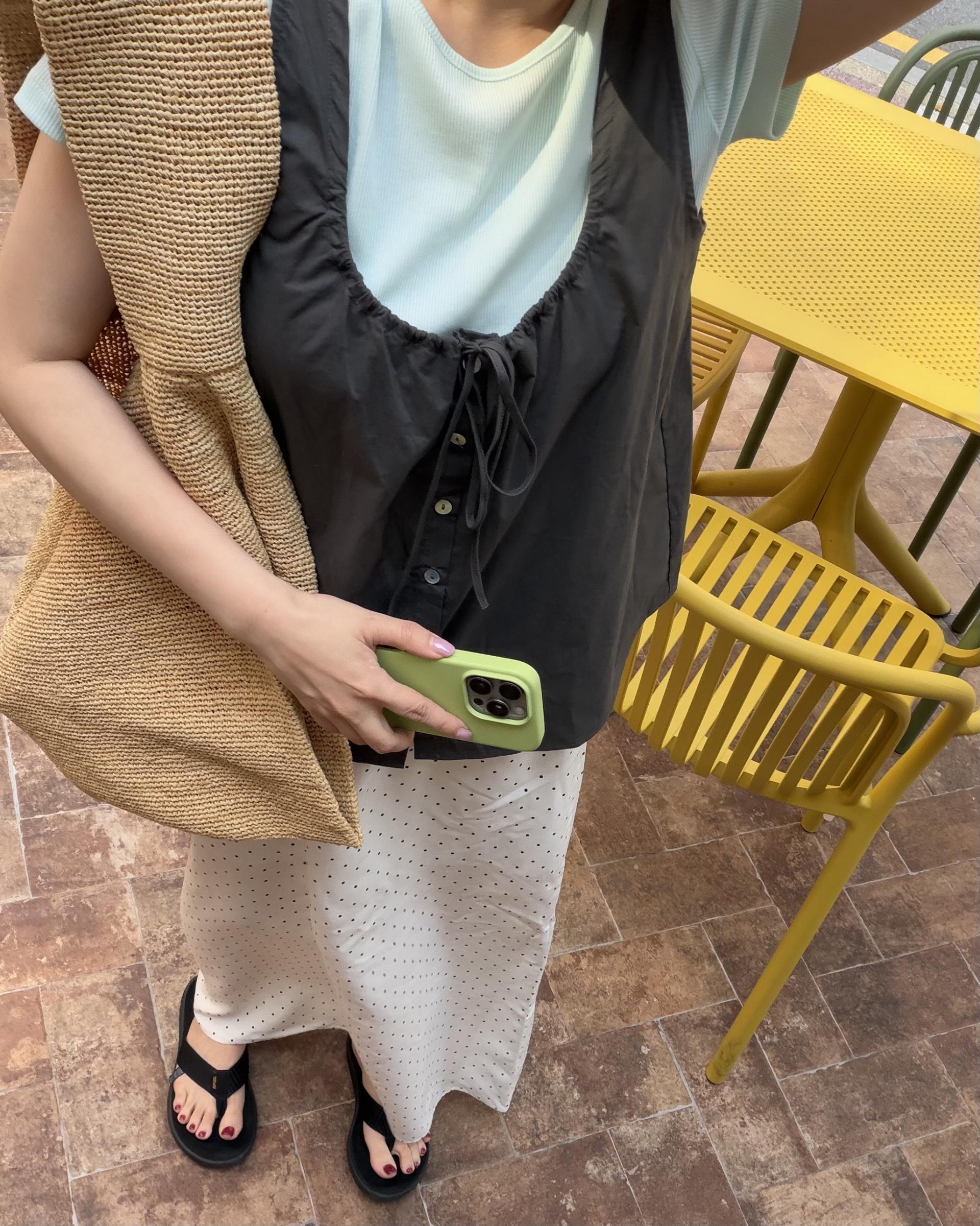 dew blouse (charcoal/white)