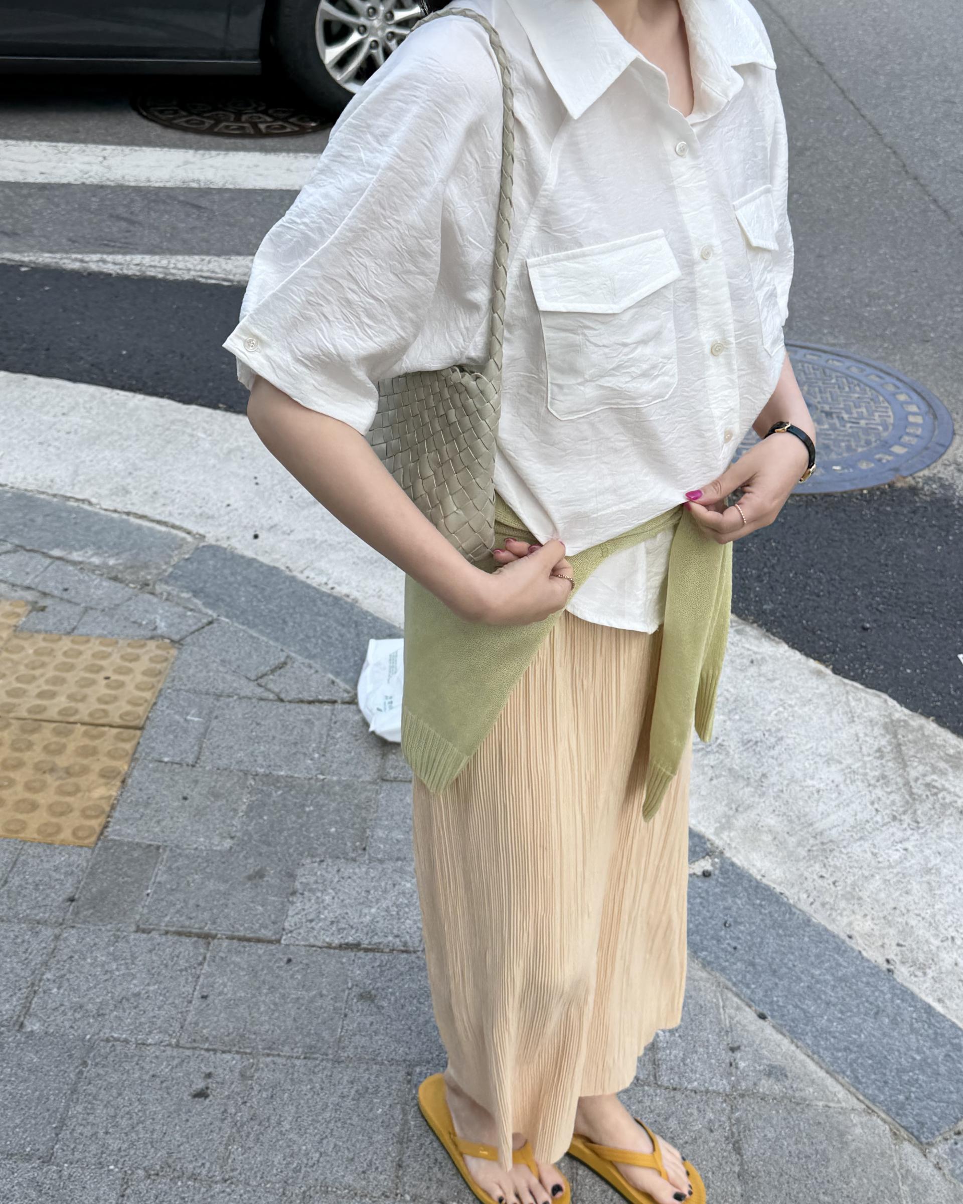 shell half shirt (cream/charcoal) 완