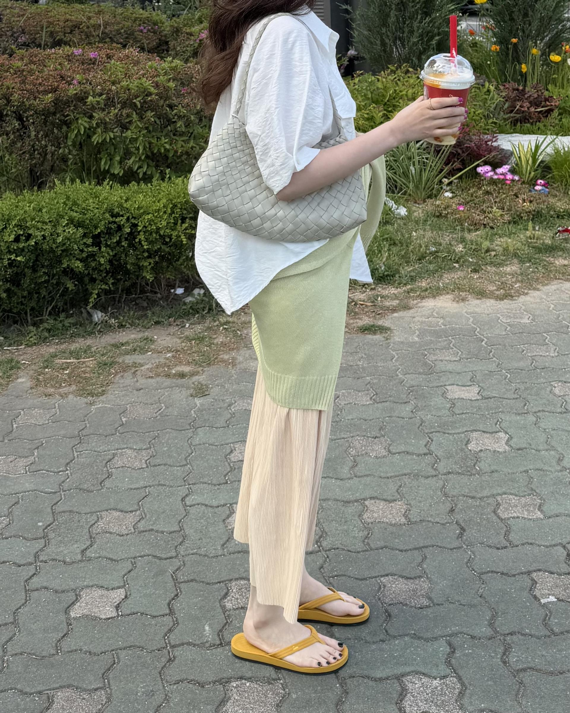 shell half shirt (cream/charcoal) 완