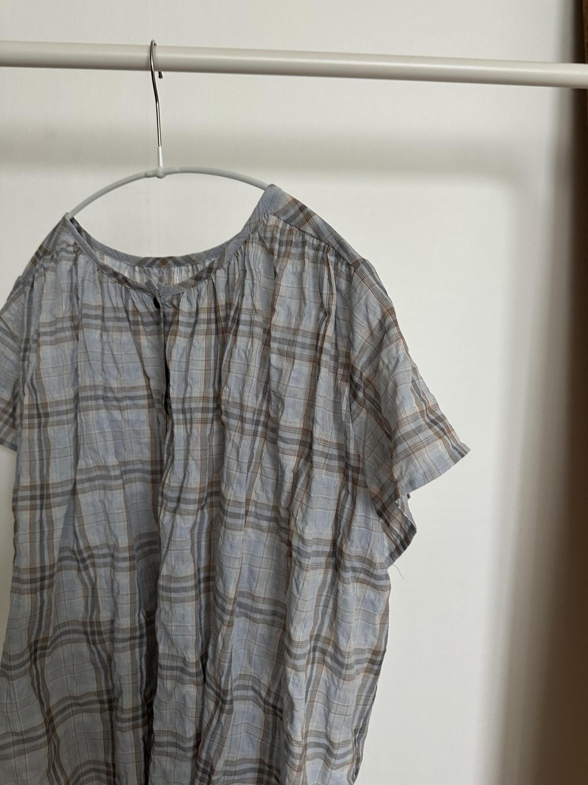 riri check blouse