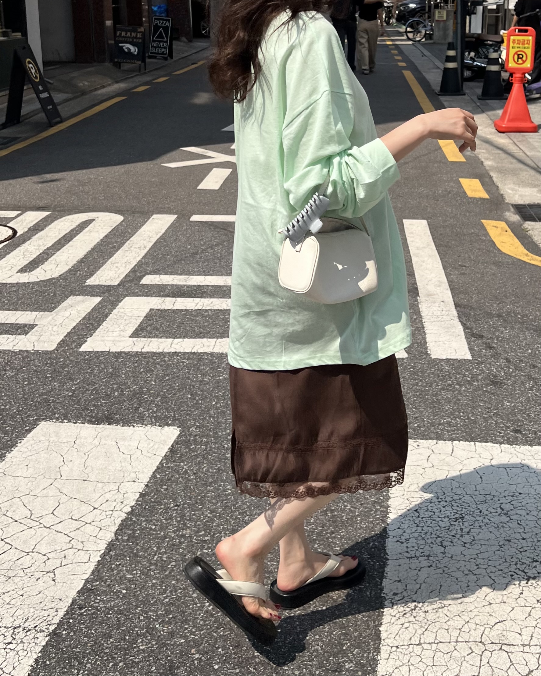 silk lace skirt (mint/brown)