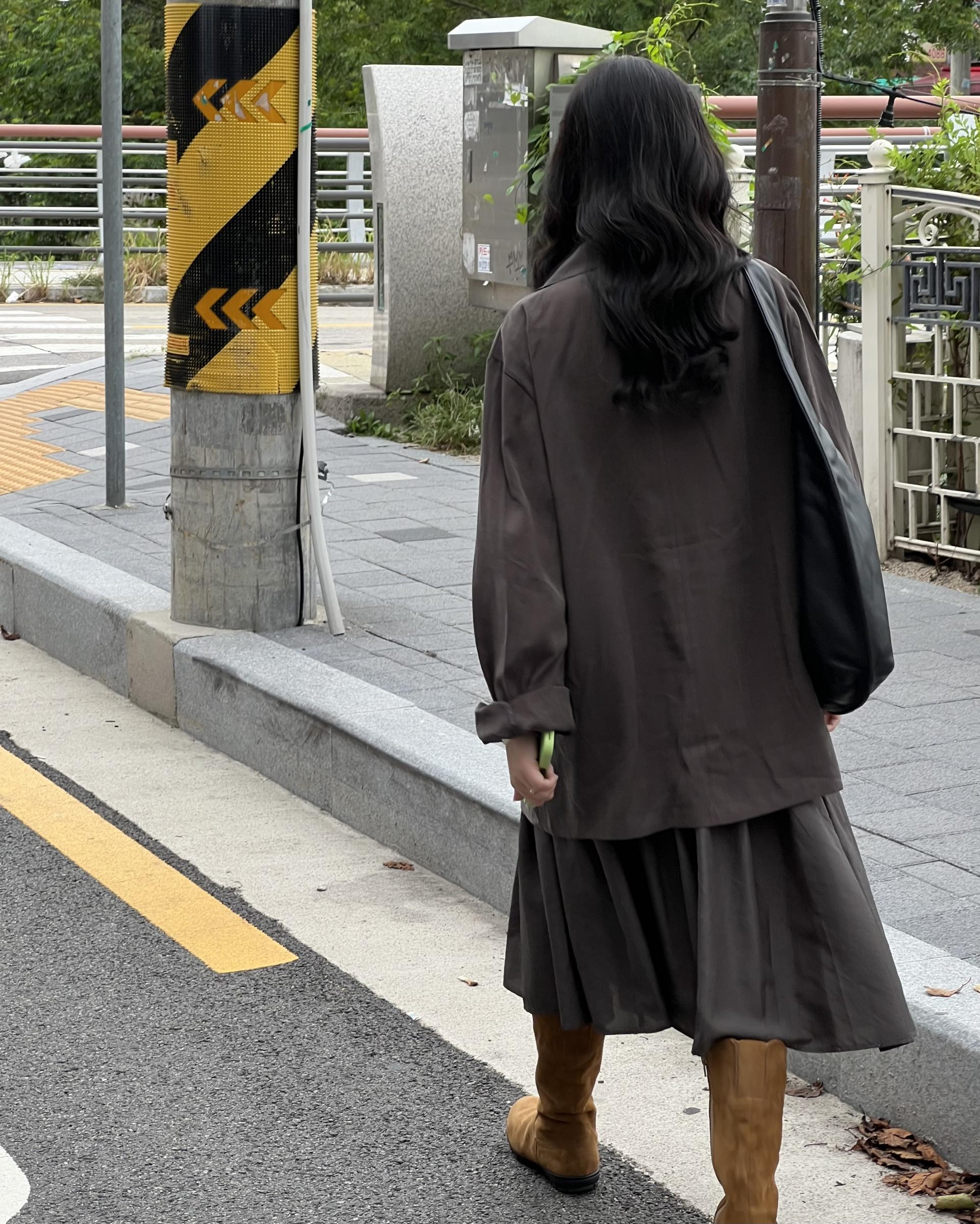 prim button blouse (brown)