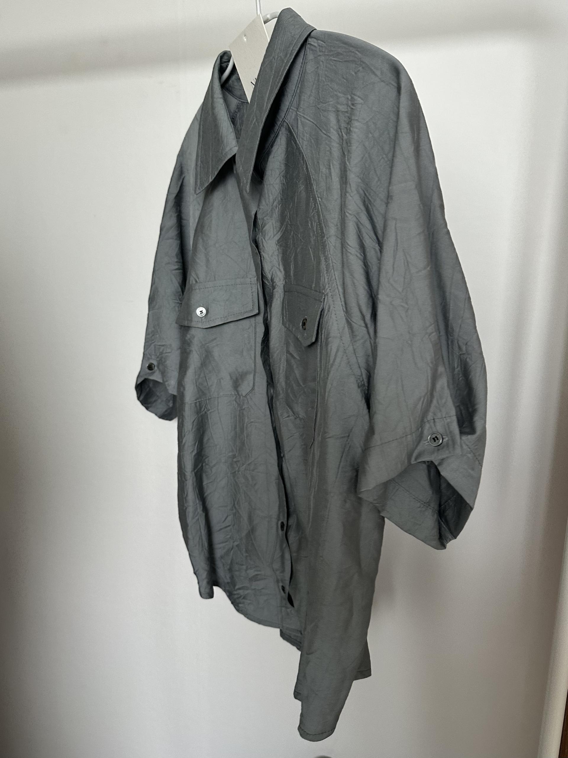 shell half shirt (cream/charcoal)