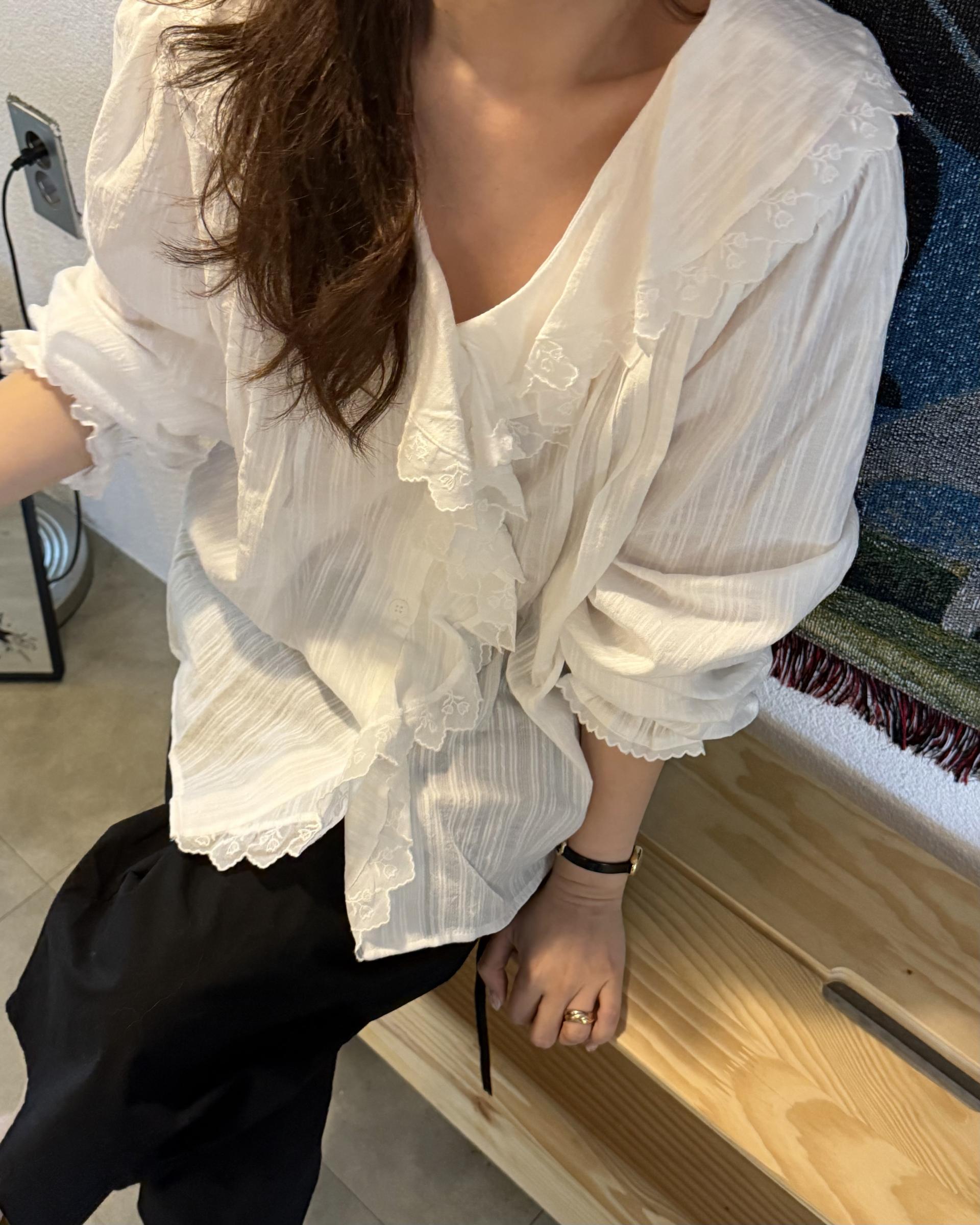 cottage ruffle lace blouse (white/check)