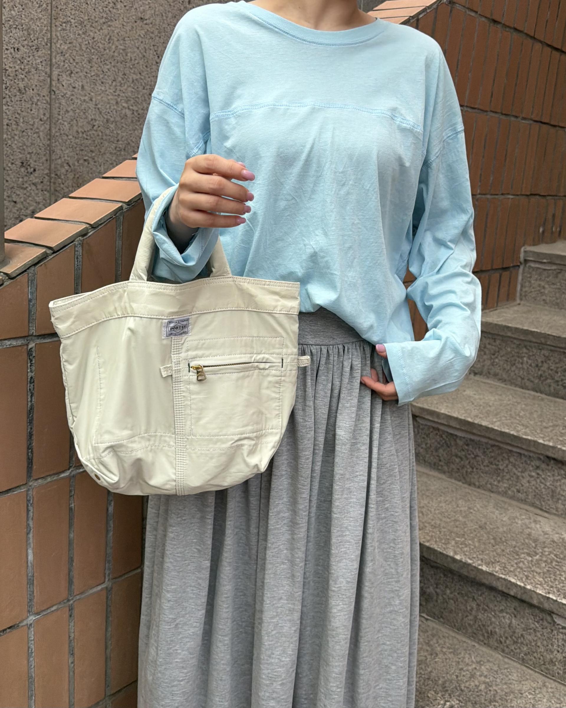 porcelain top (right blue/white)