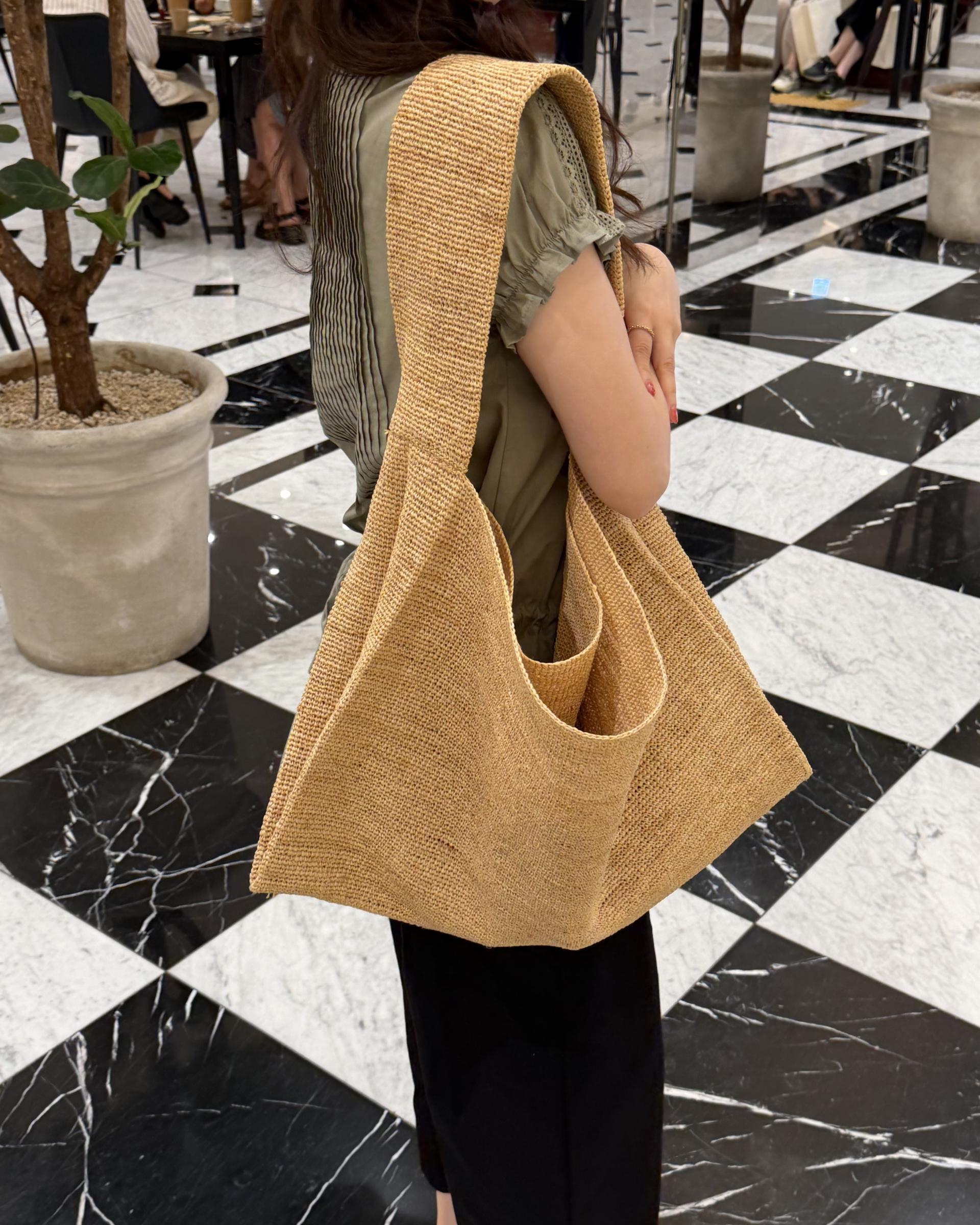 deborah pintuck dress (khaki/ivory/navy) 소재추가