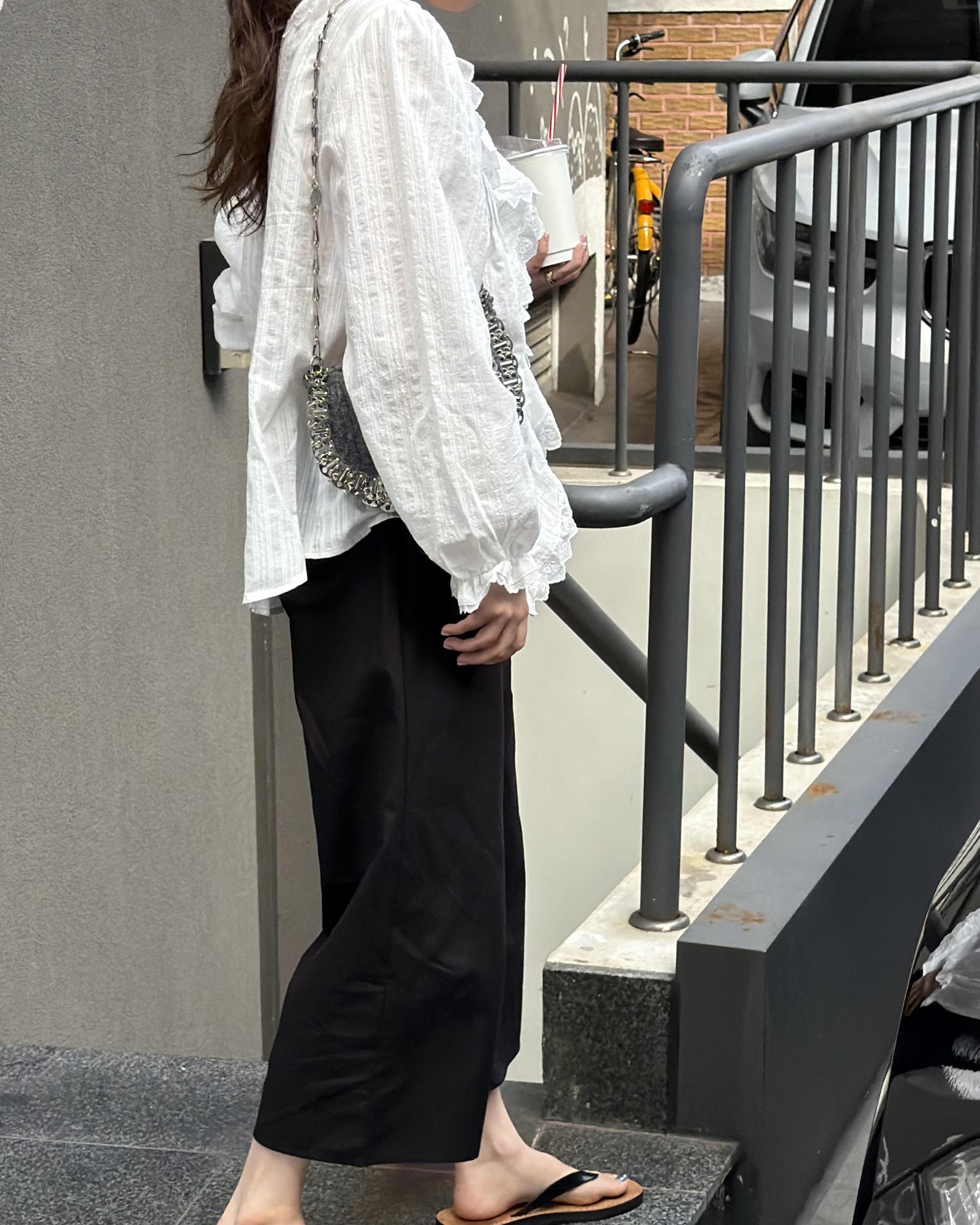 cottage ruffle lace blouse (white/check)
