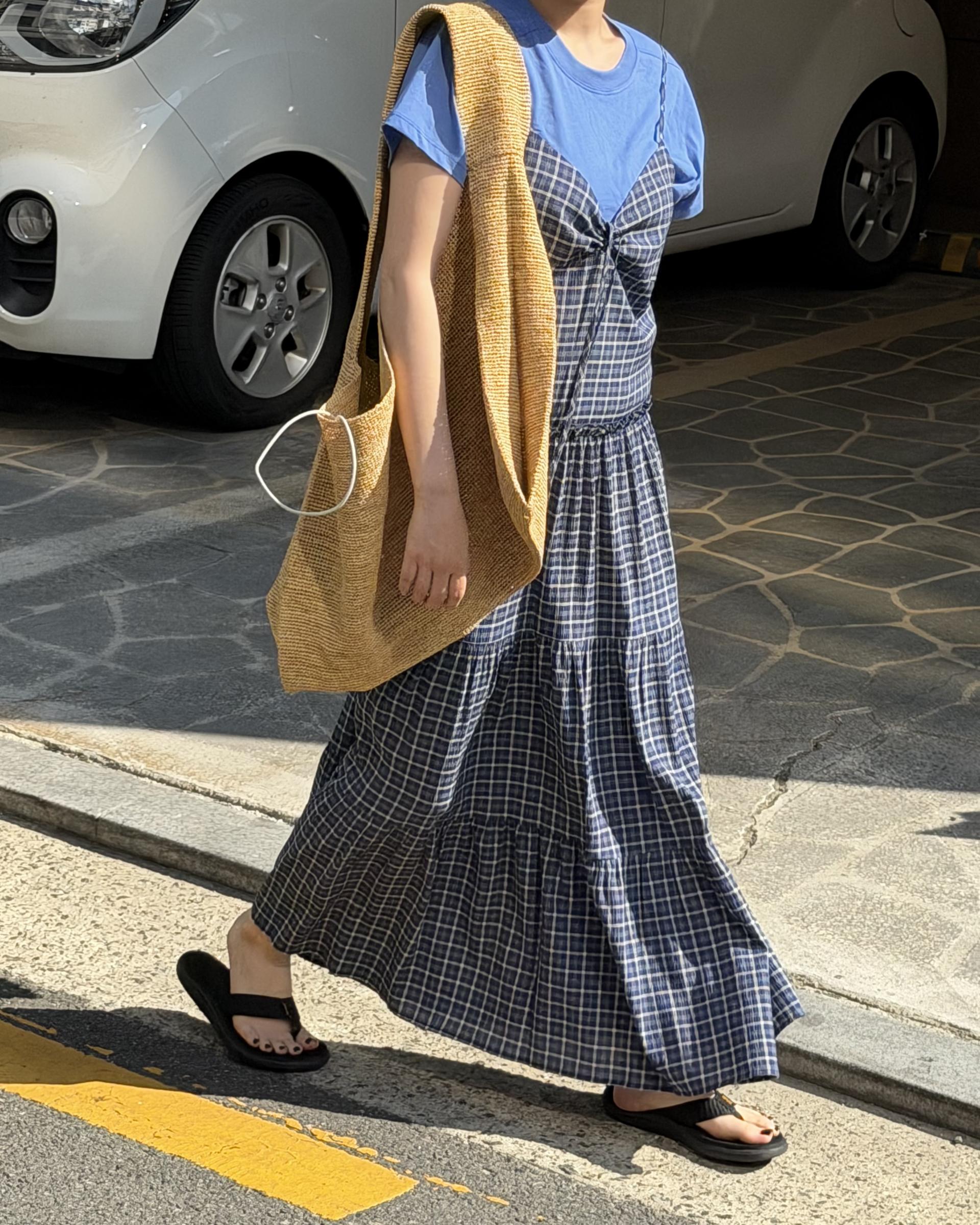 kate check dress (black/blue)