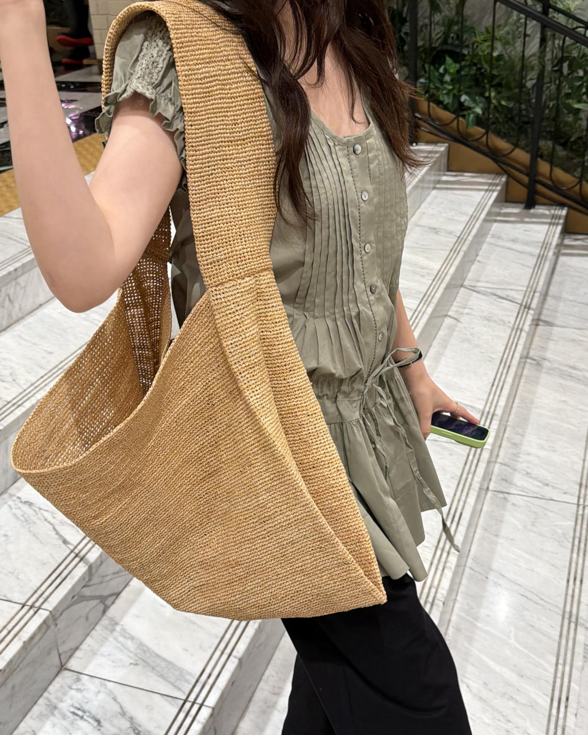 deborah pintuck dress (khaki/ivory/navy) 소재추가