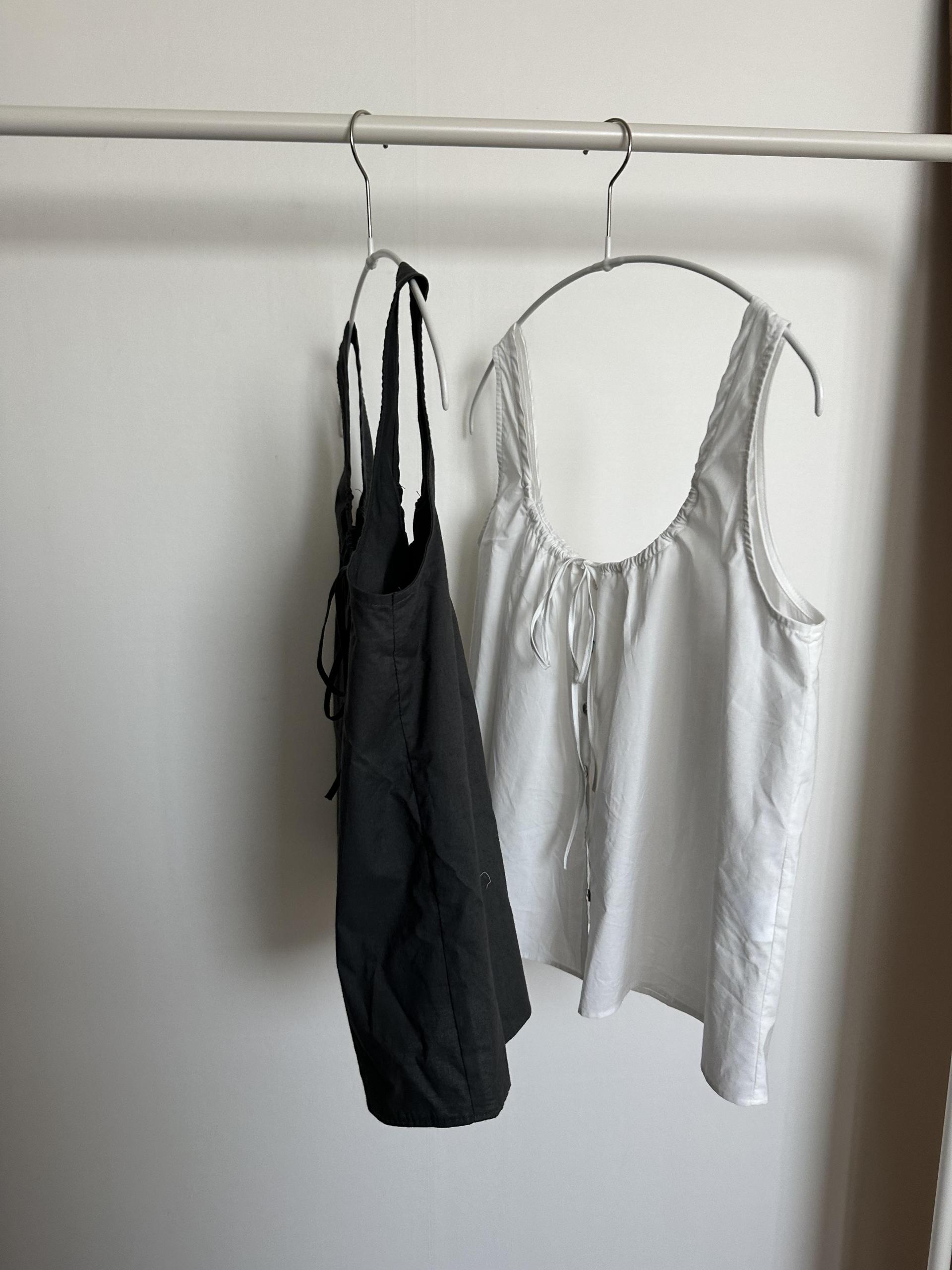 dew blouse (charcoal/white)