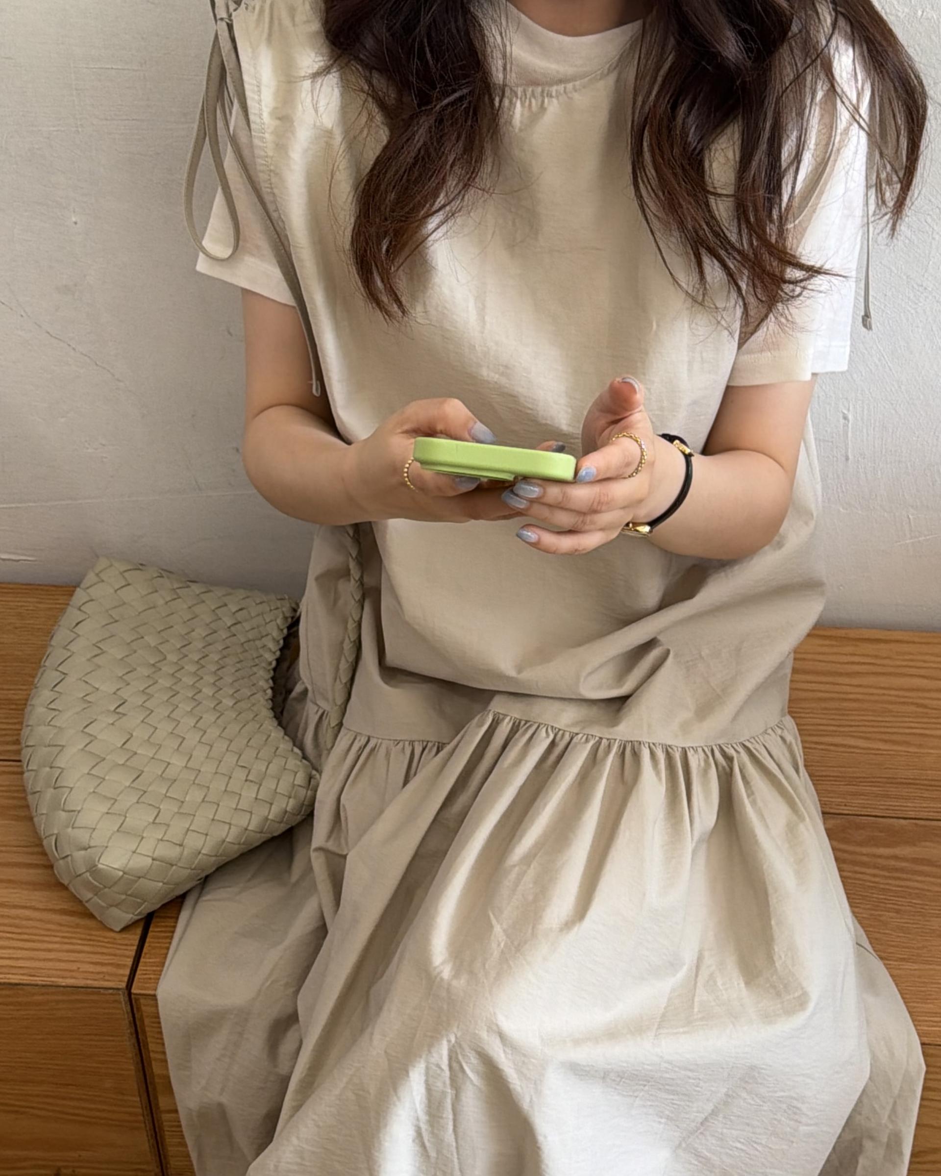 butter ribbon dress (beige/white)