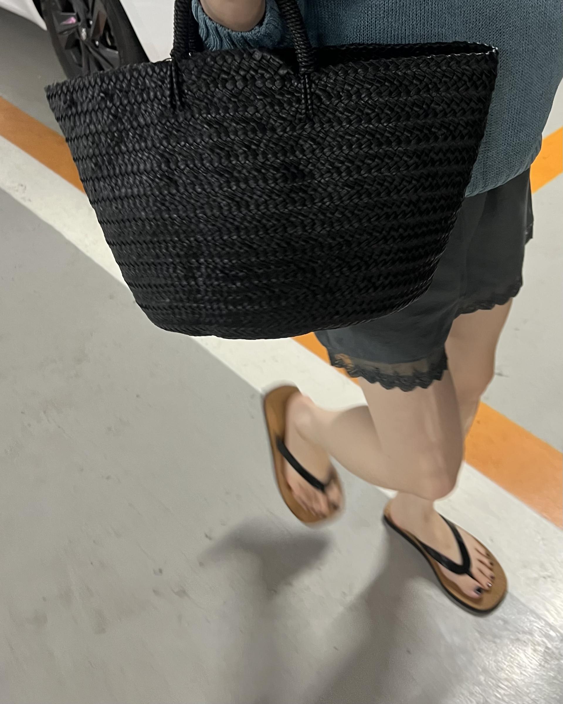 lagoon lace shorts (charcoal/melon/black)