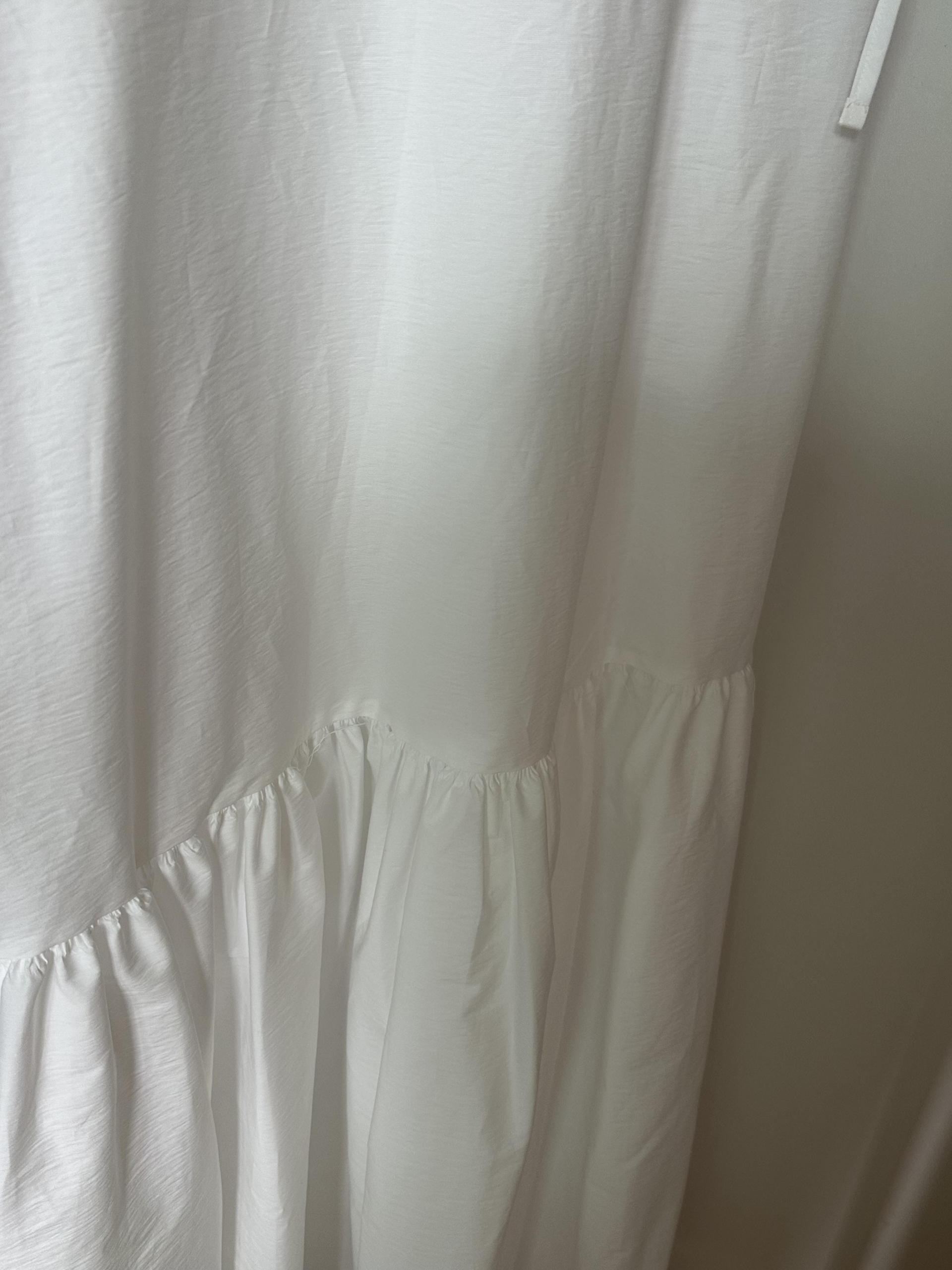 butter ribbon dress (beige/white)