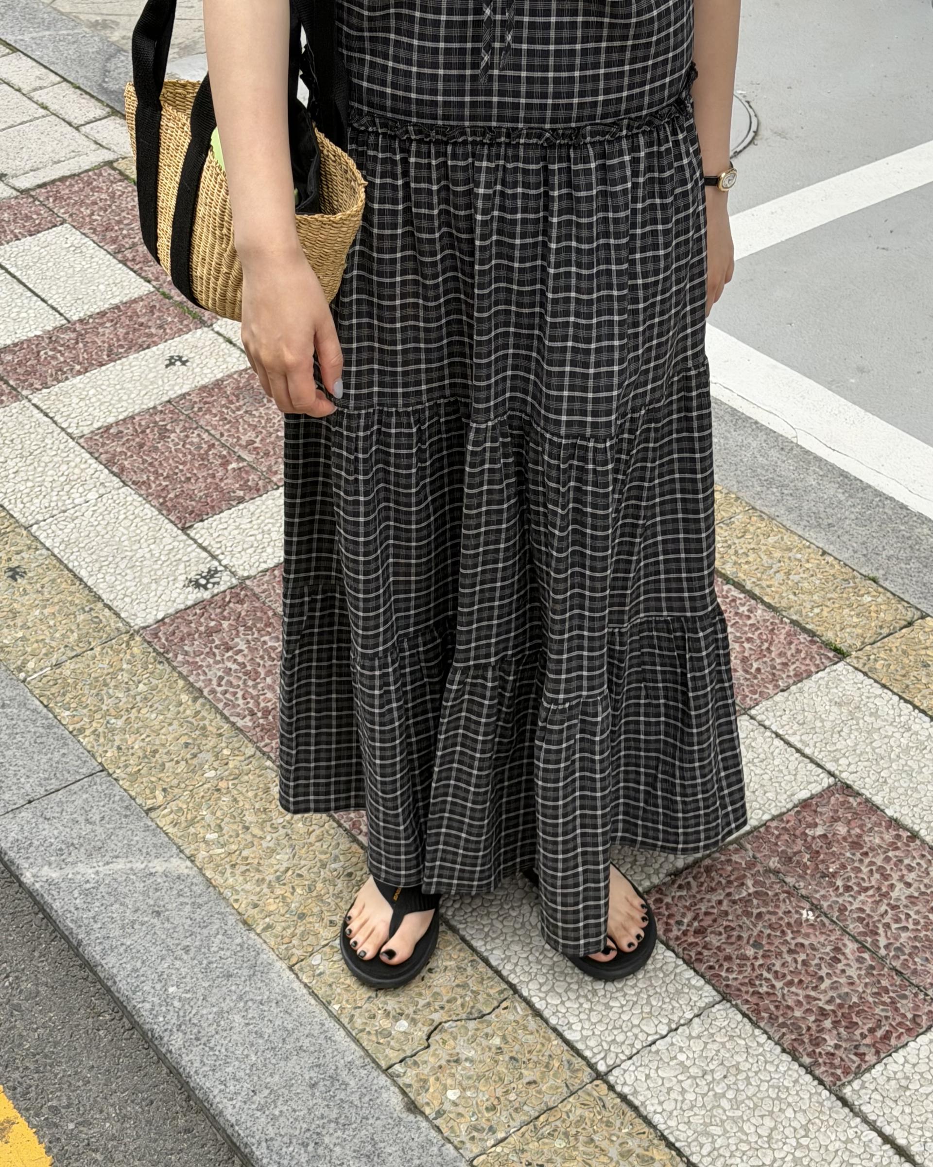 kate check dress (black/blue)