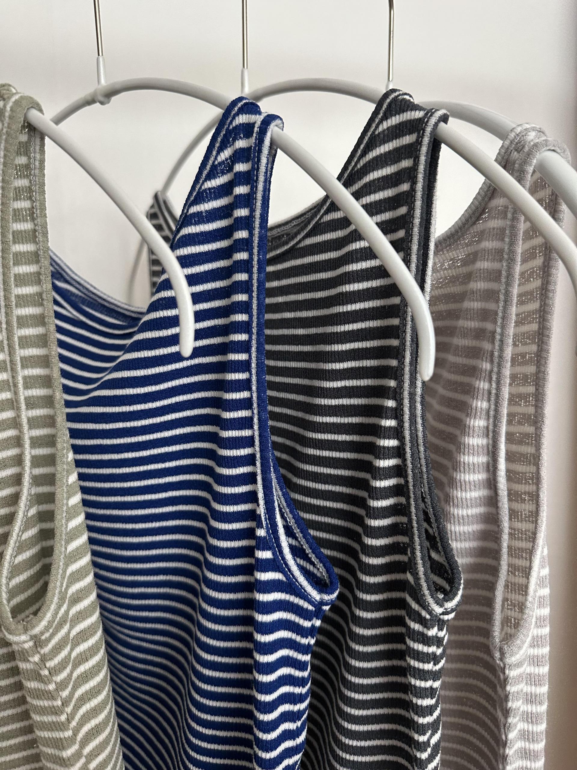 salt stripe sleeveless (blue/charcoal/pale grey/pale khaki)