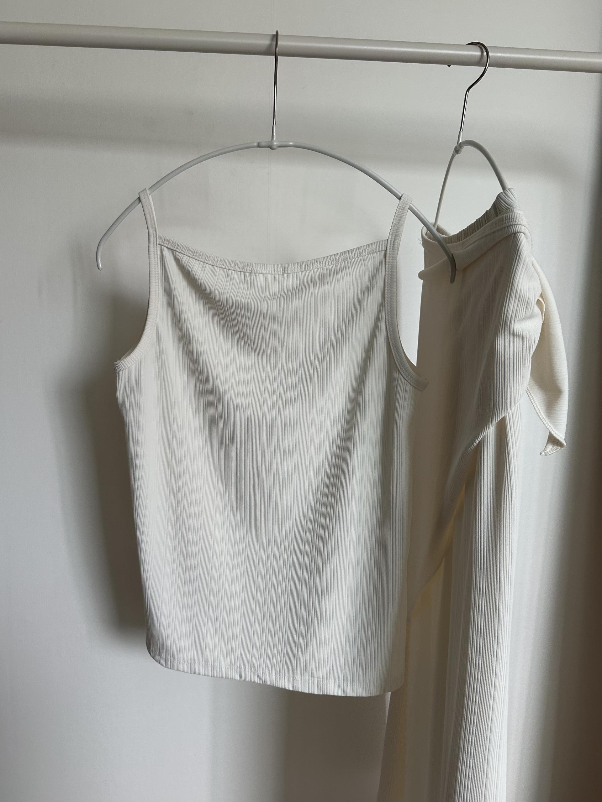 noodle skit (cream/black)