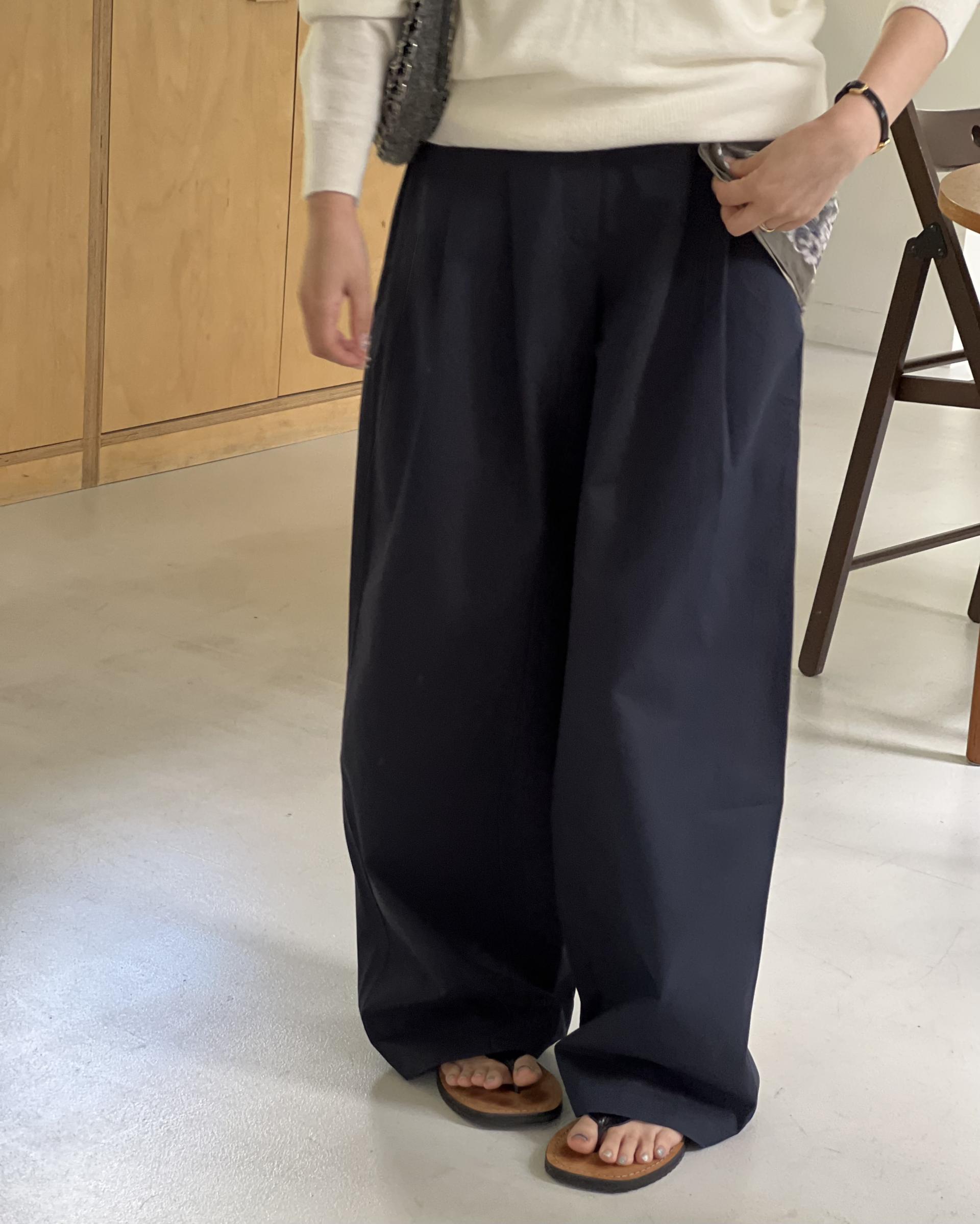 cotton pintuck pants (navy/cream/khaki)