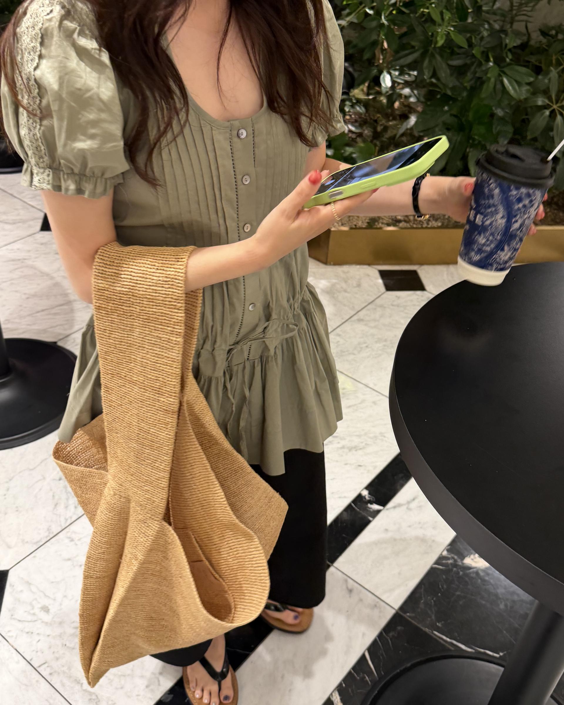 deborah pintuck dress (khaki/ivory/navy) 소재추가