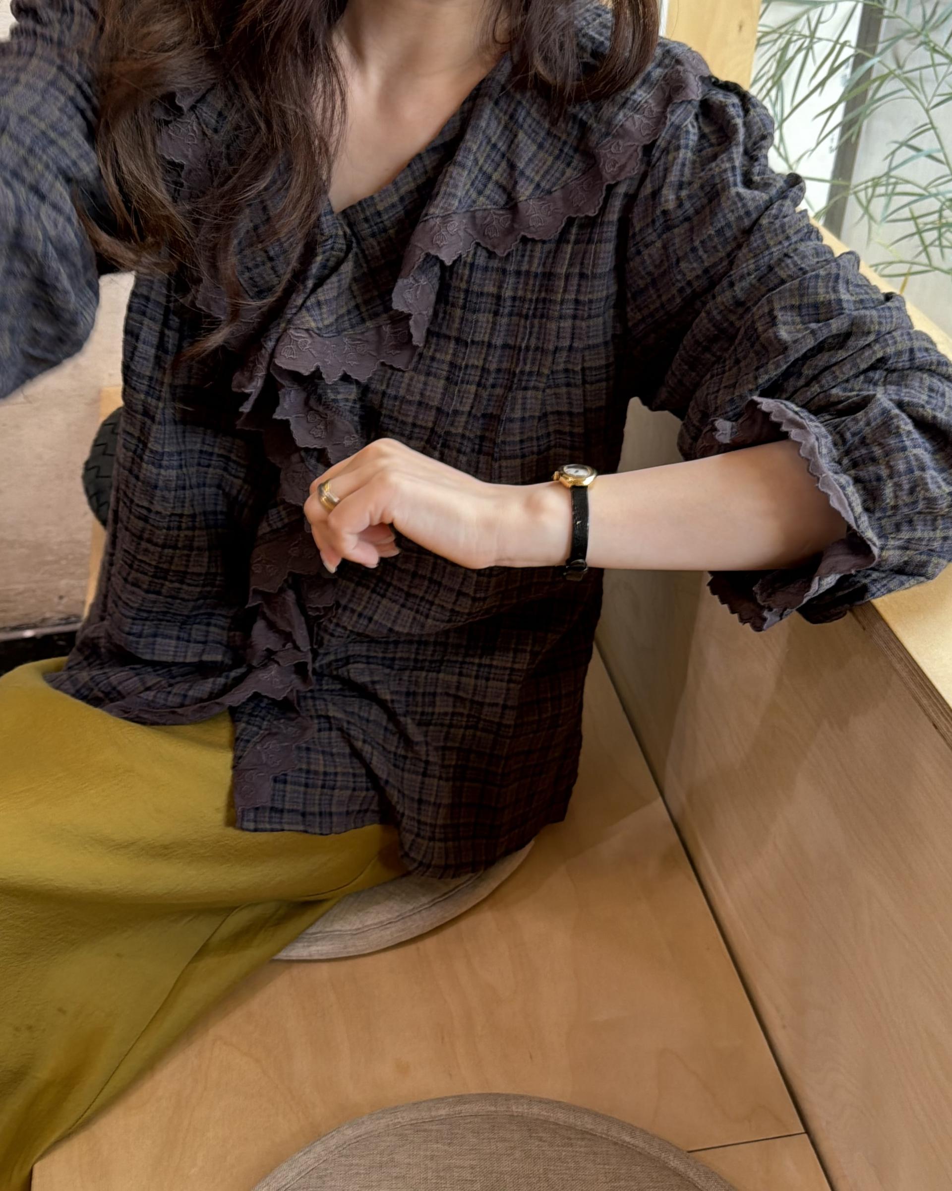 cottage ruffle lace blouse (white/check)