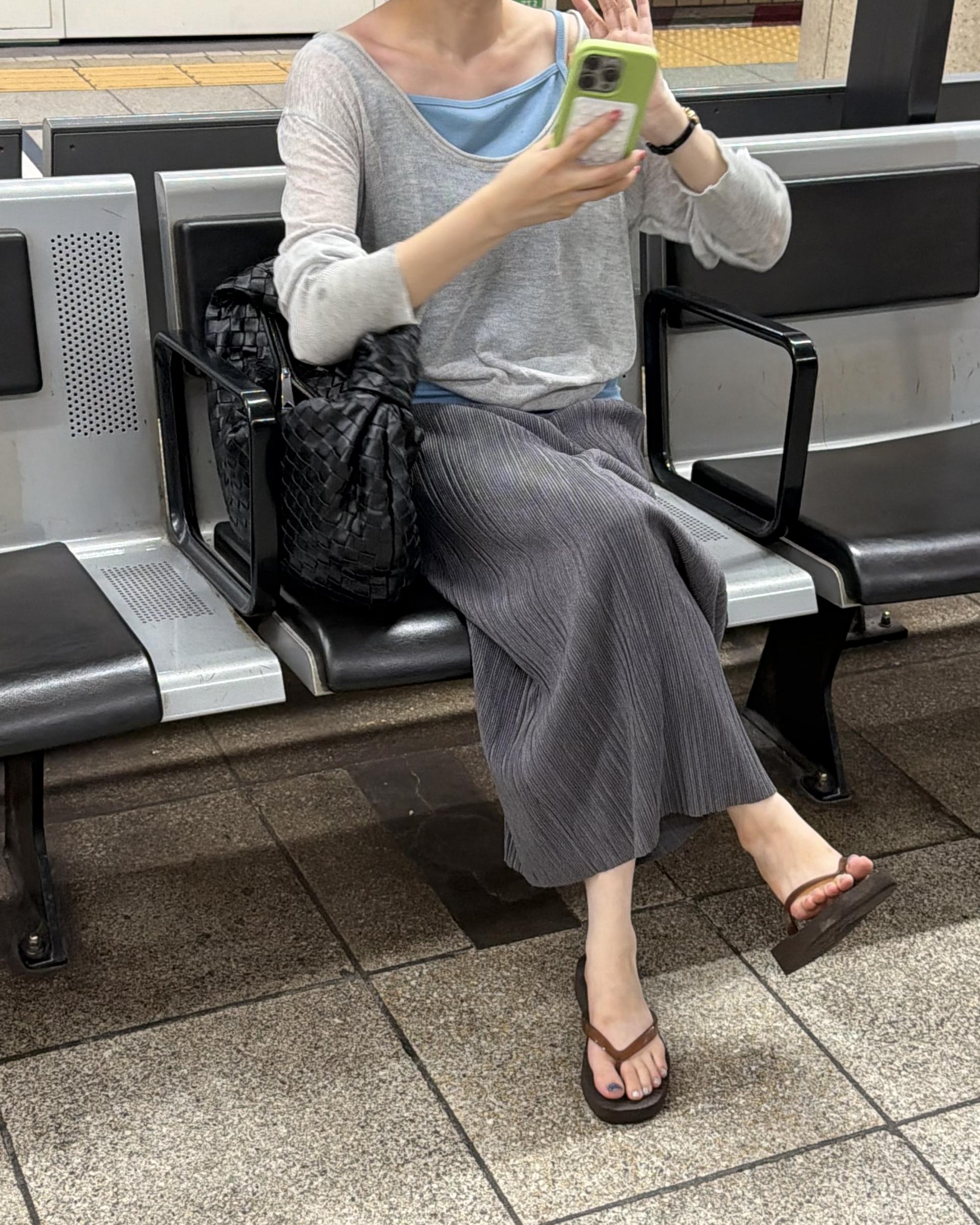 <made> penne skirt (charcoal grey)