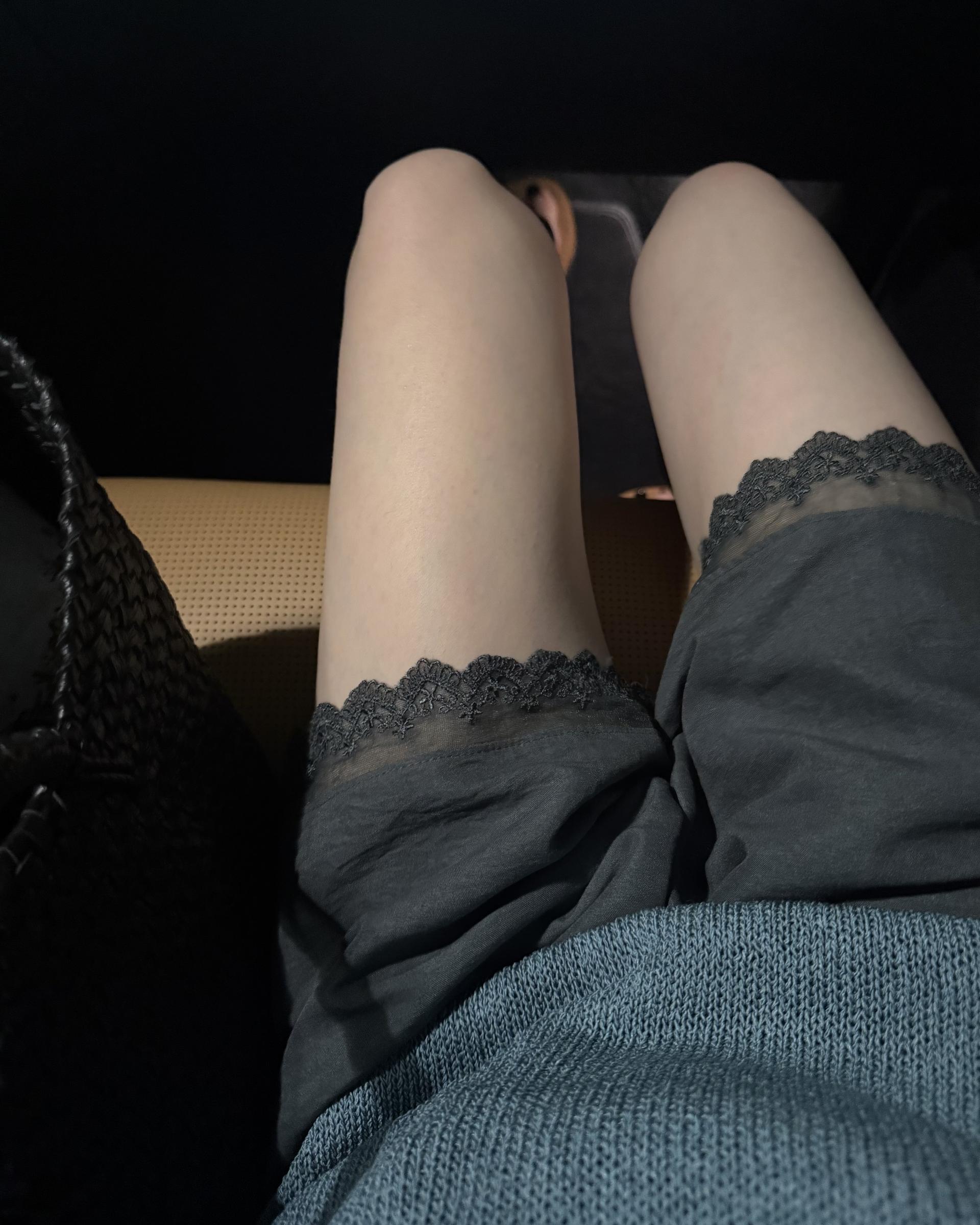 lagoon lace shorts (charcoal/melon/black)
