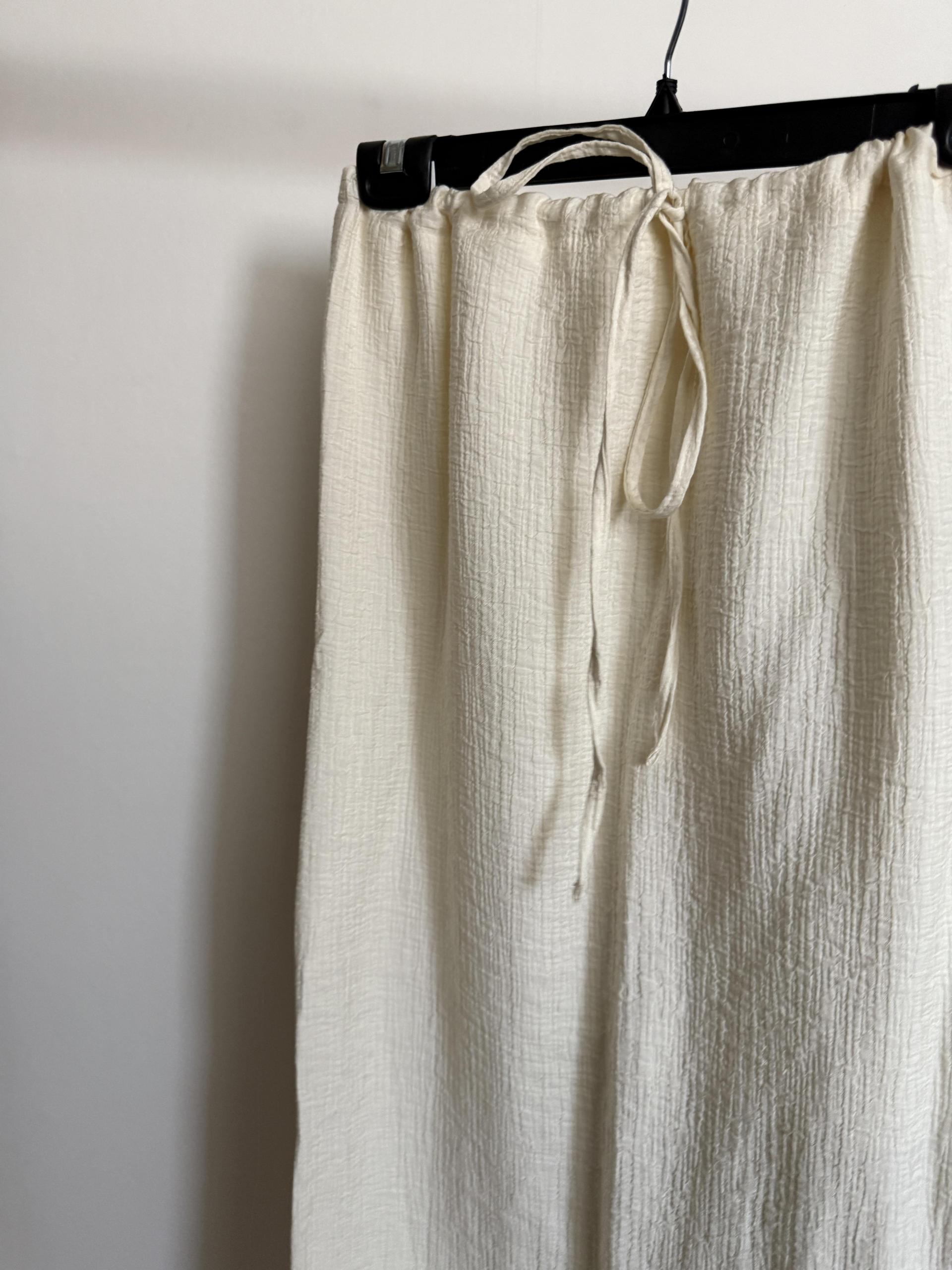 base wrinkle skirt (black/cream)