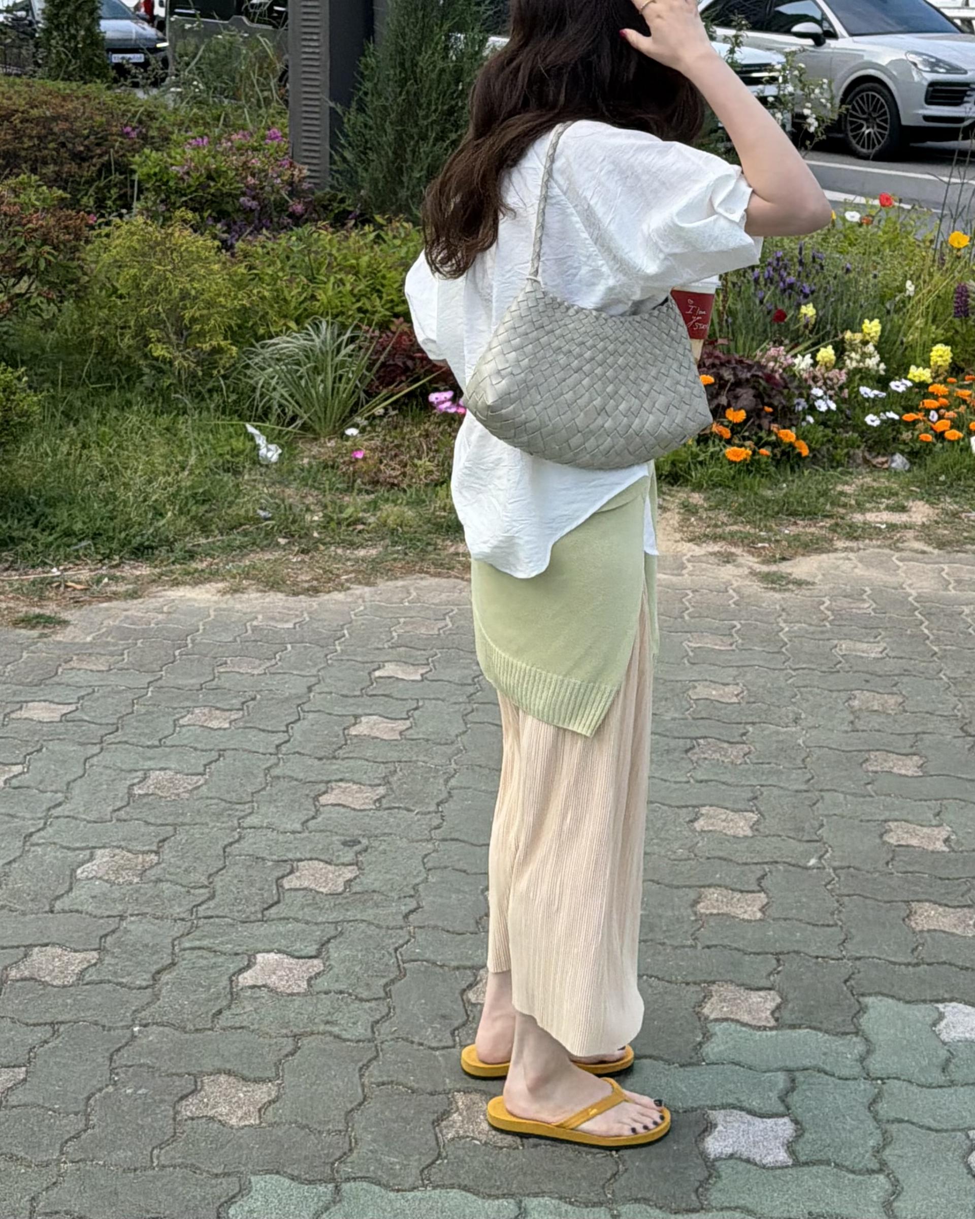 shell half shirt (cream/charcoal) 완