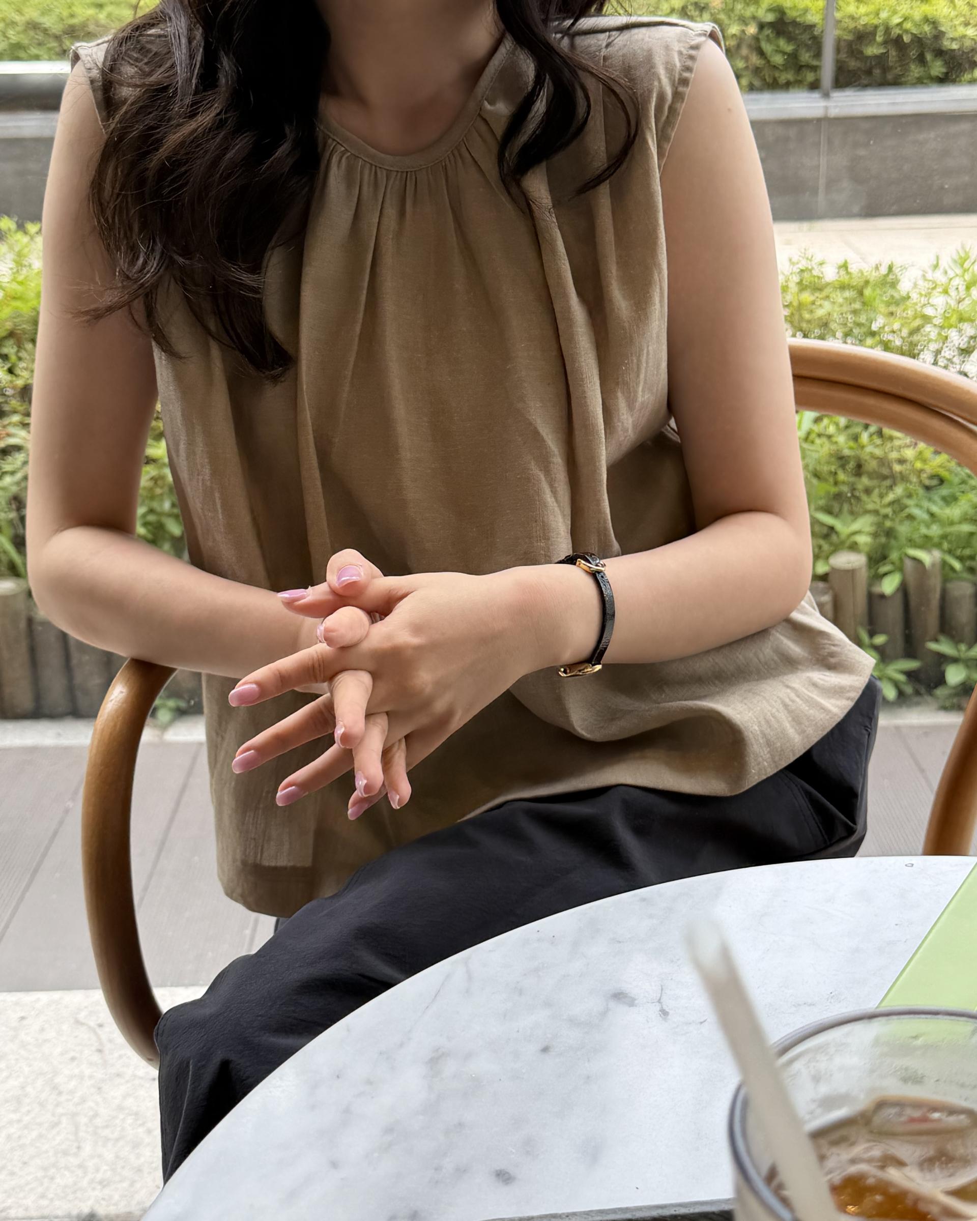 moris blouse (brown/cream)