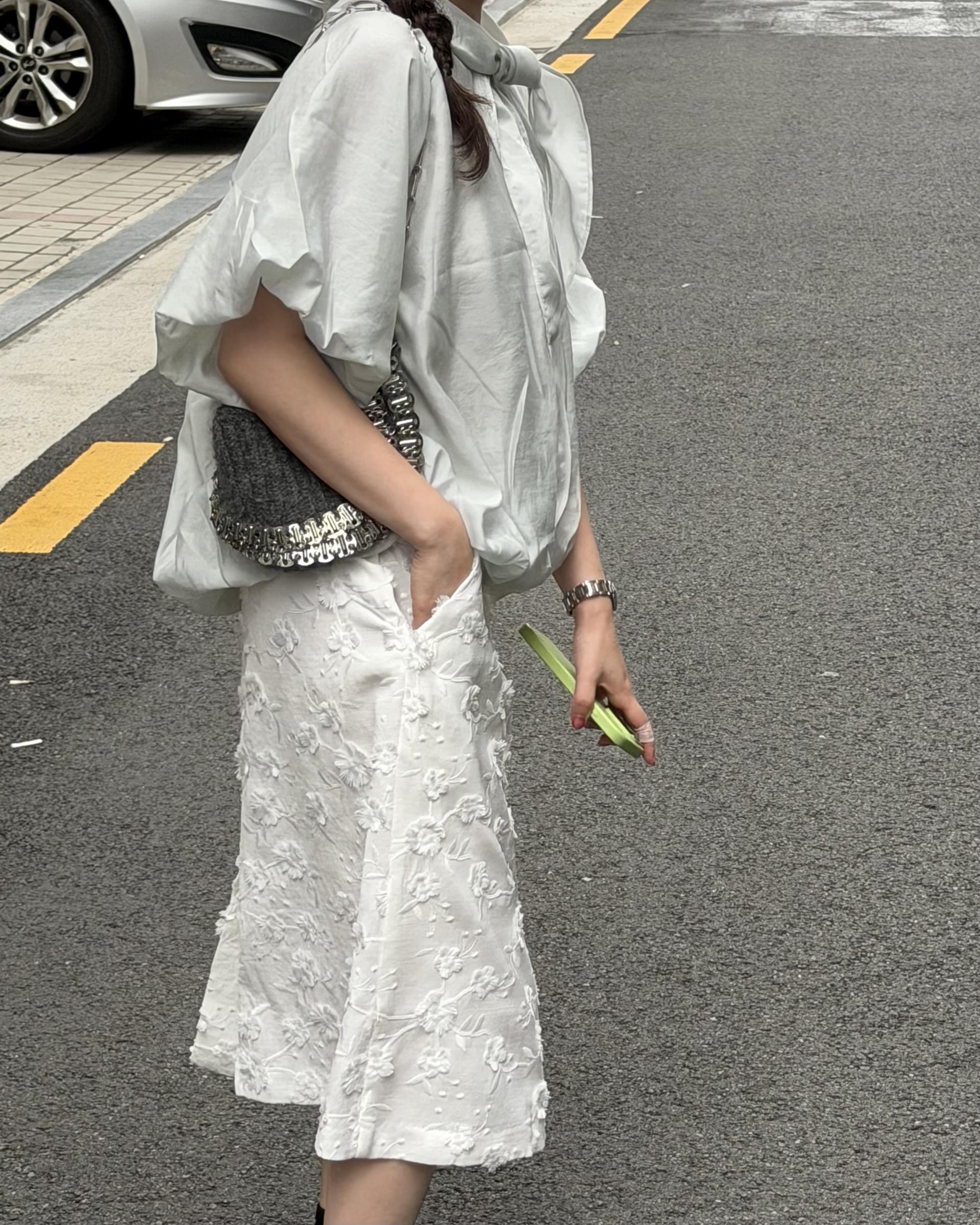 tete scarf blouse