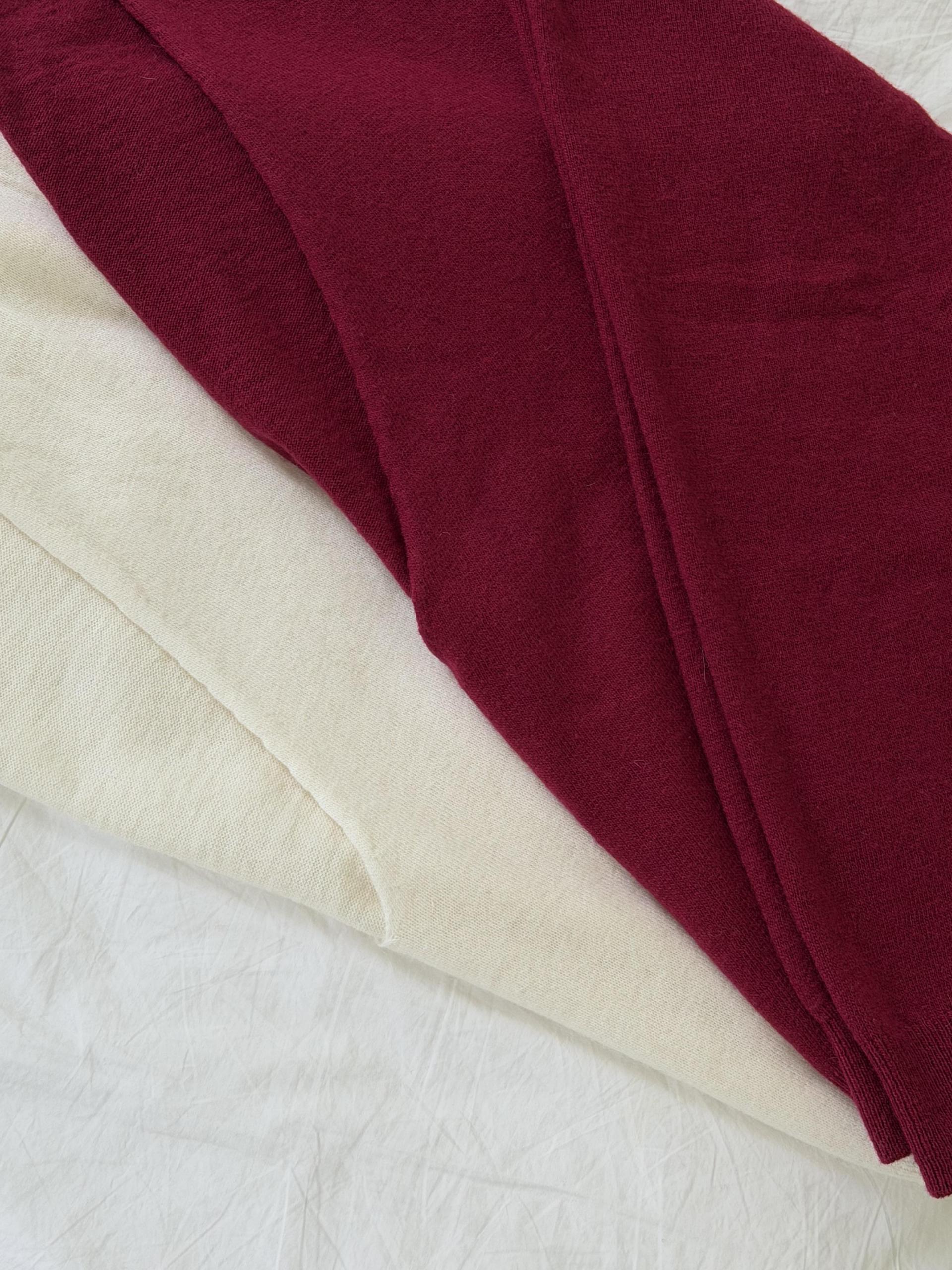 till deep v-neck (plum)