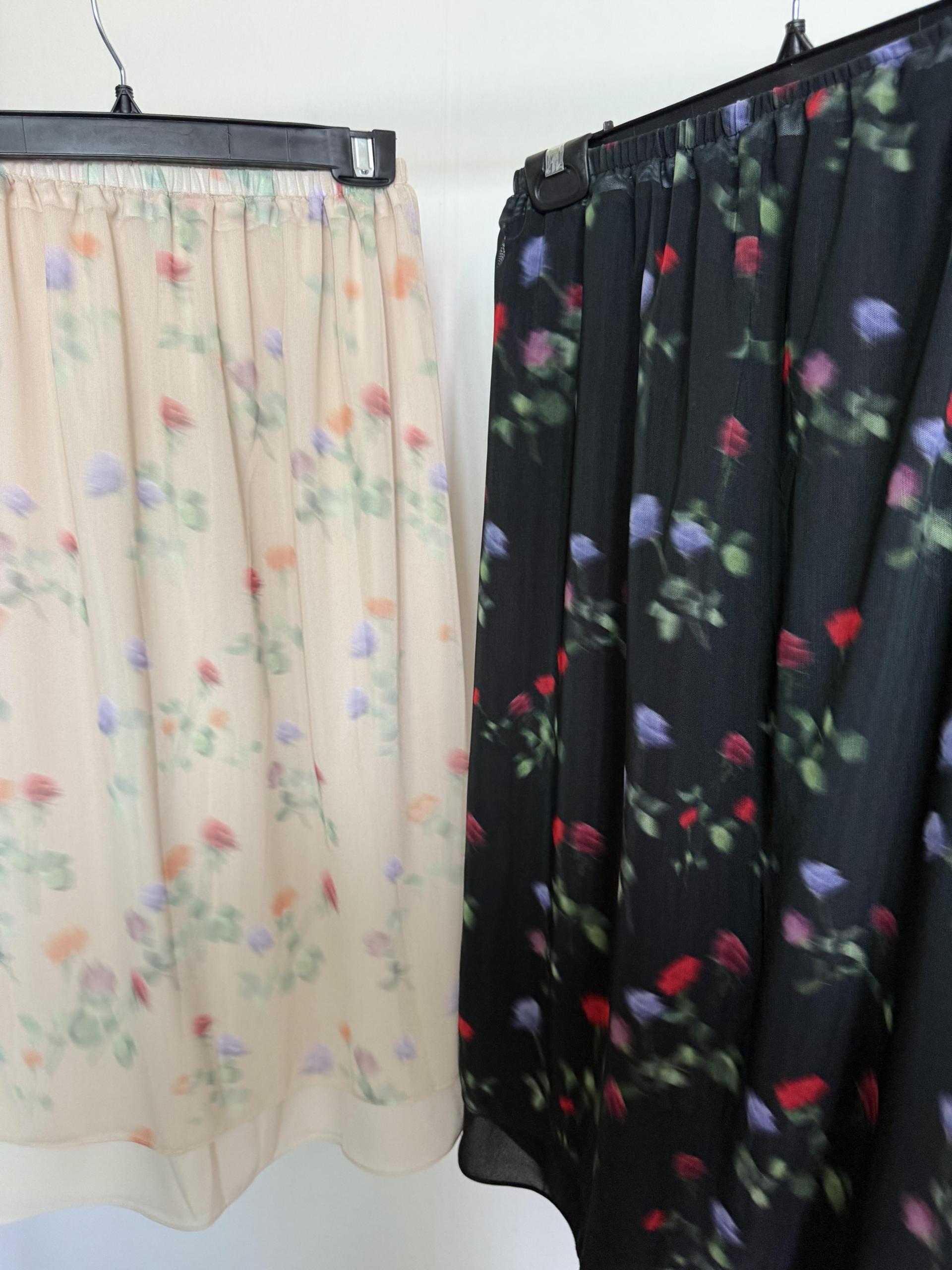 bong bong skirt (beige/black)