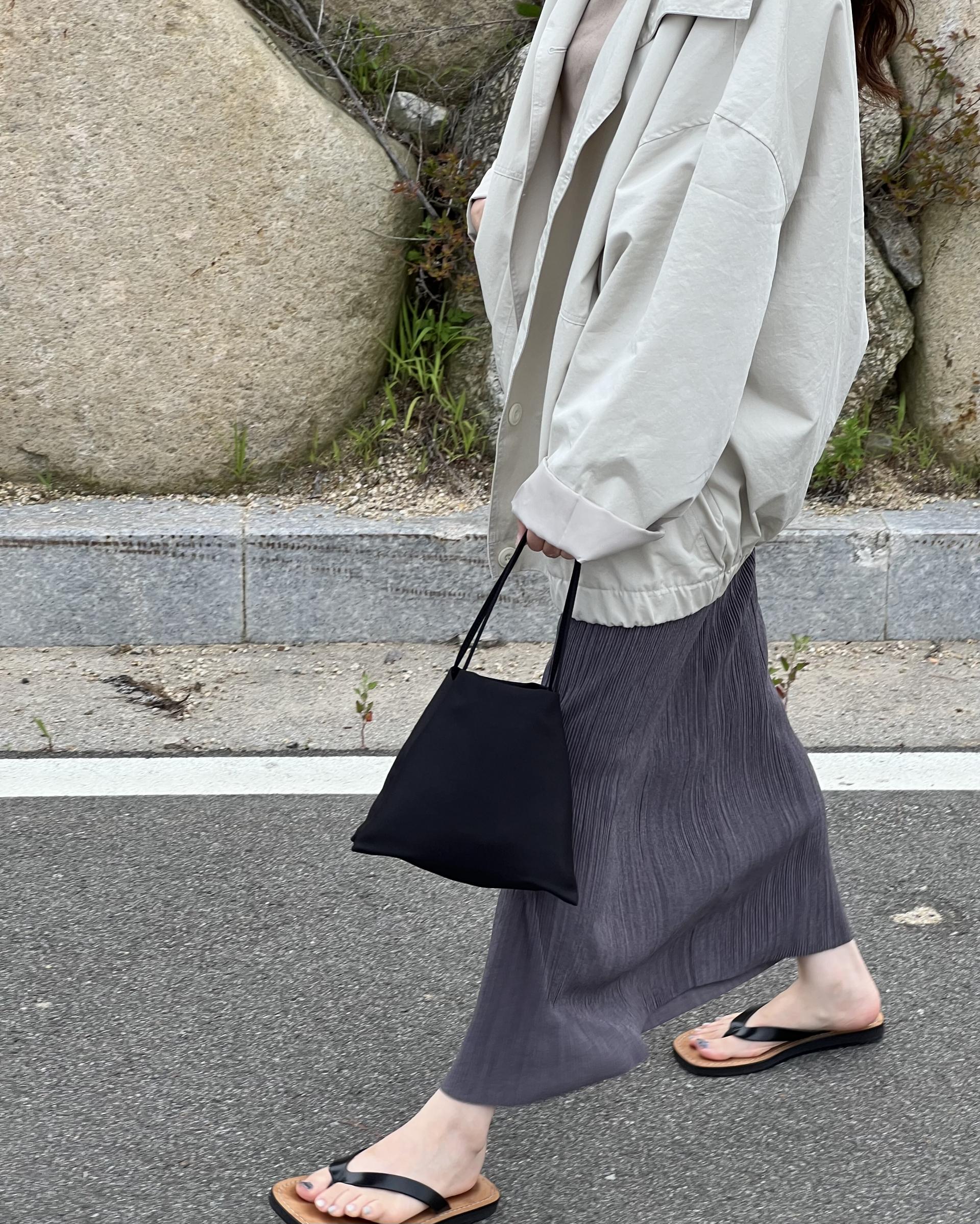 grocery half jumper (cream beige/navy)