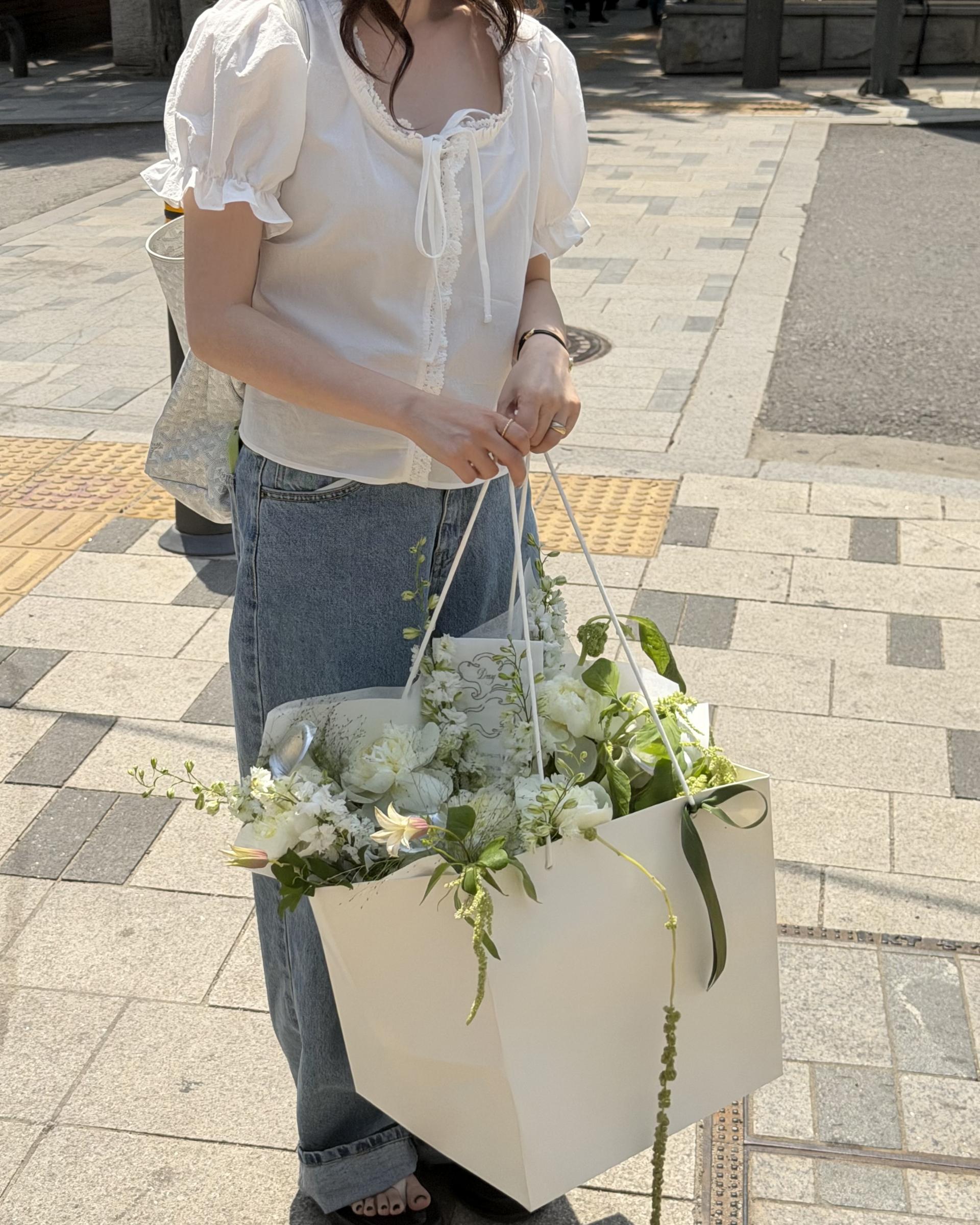 joy lace blouse