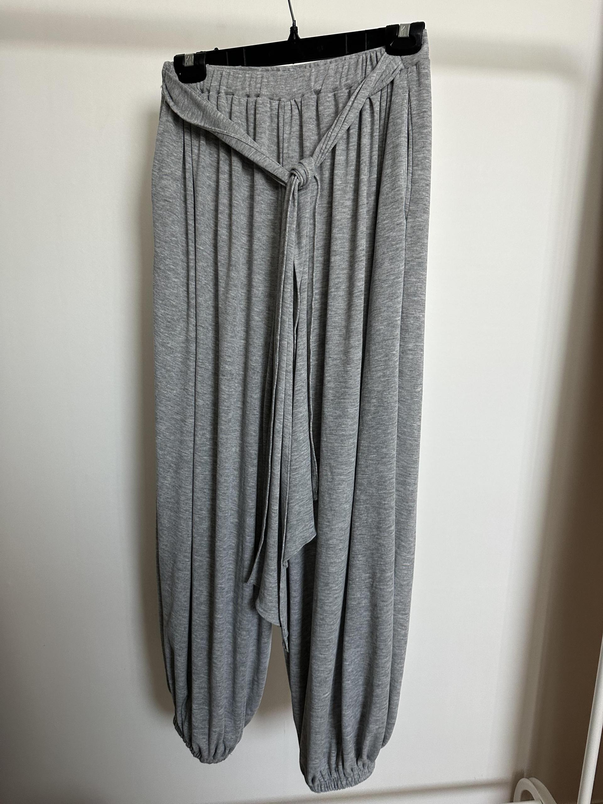 merge banding pants