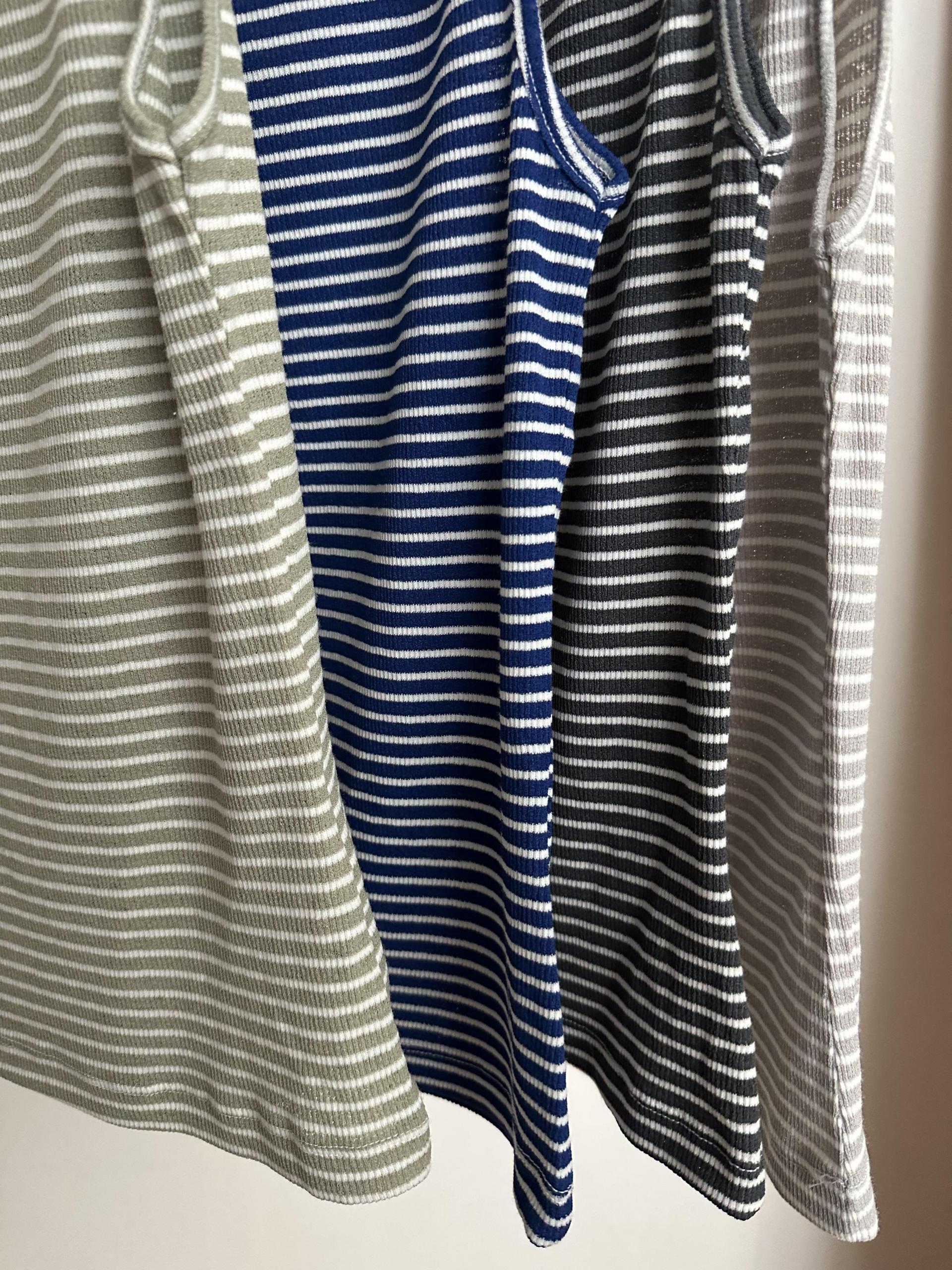 salt stripe sleeveless (blue/charcoal/pale grey/pale khaki)