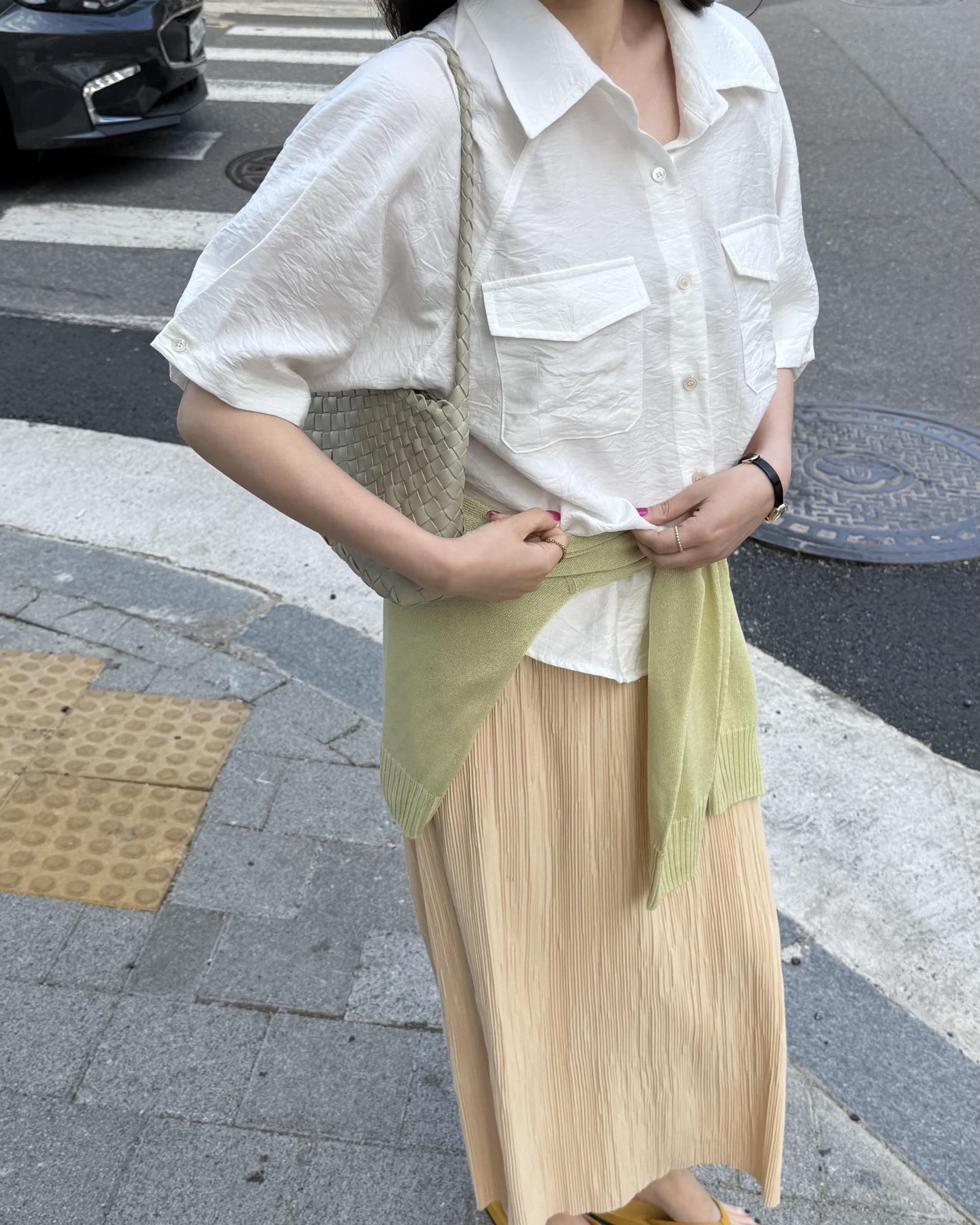 shell half shirt (cream/charcoal) 완